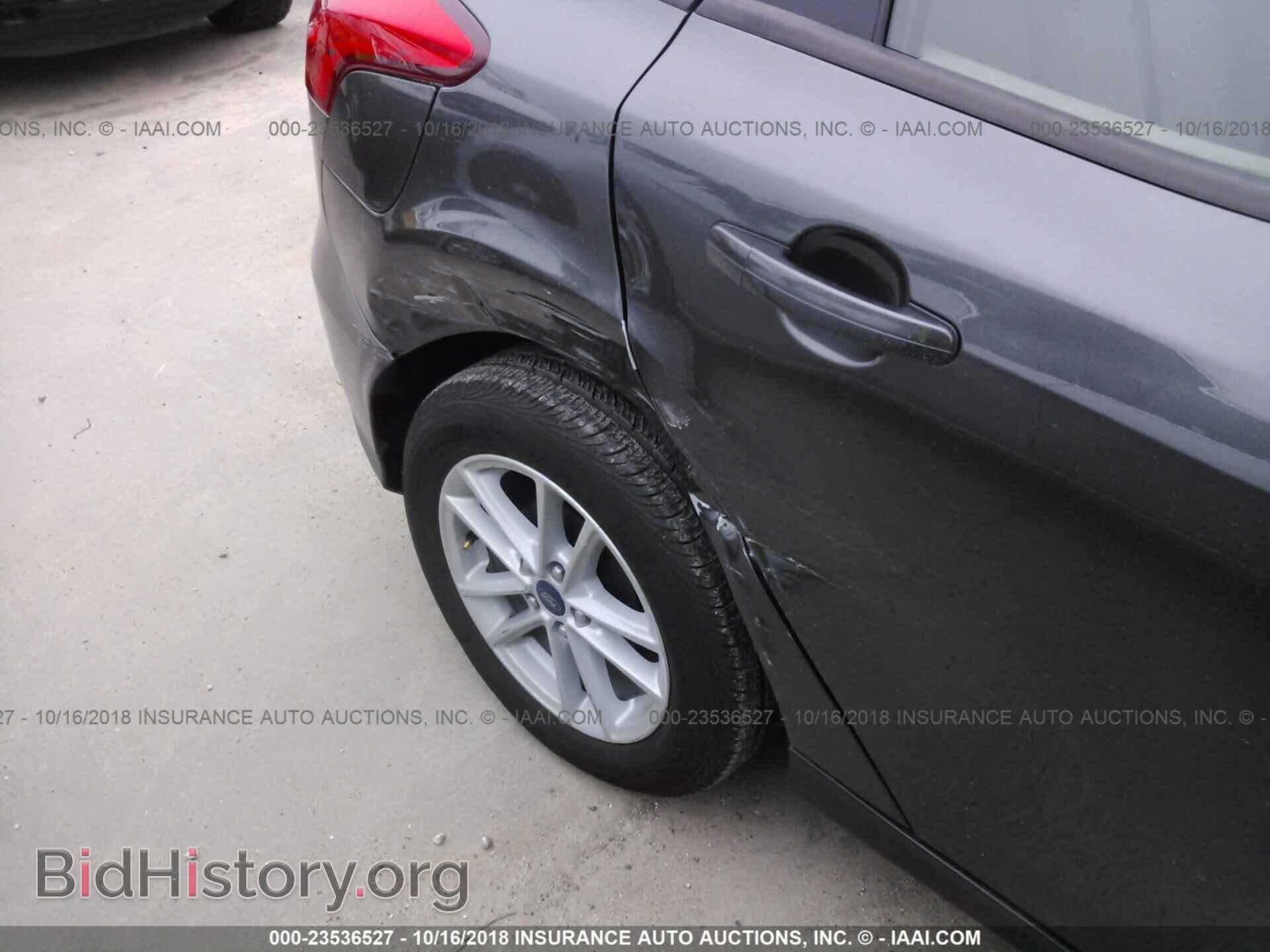 2018 Ford Focus - VIN: 1FADP3K22JL252108 - Фото 6
