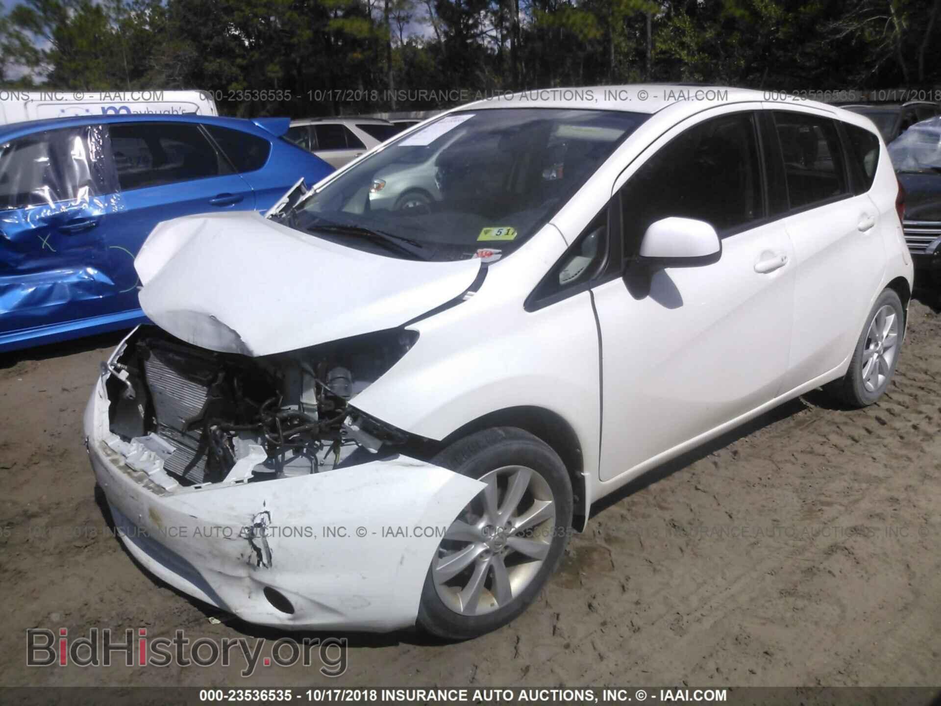 2014 Nissan Versa note - VIN: 3N1CE2CP3EL435417 - Фото 2