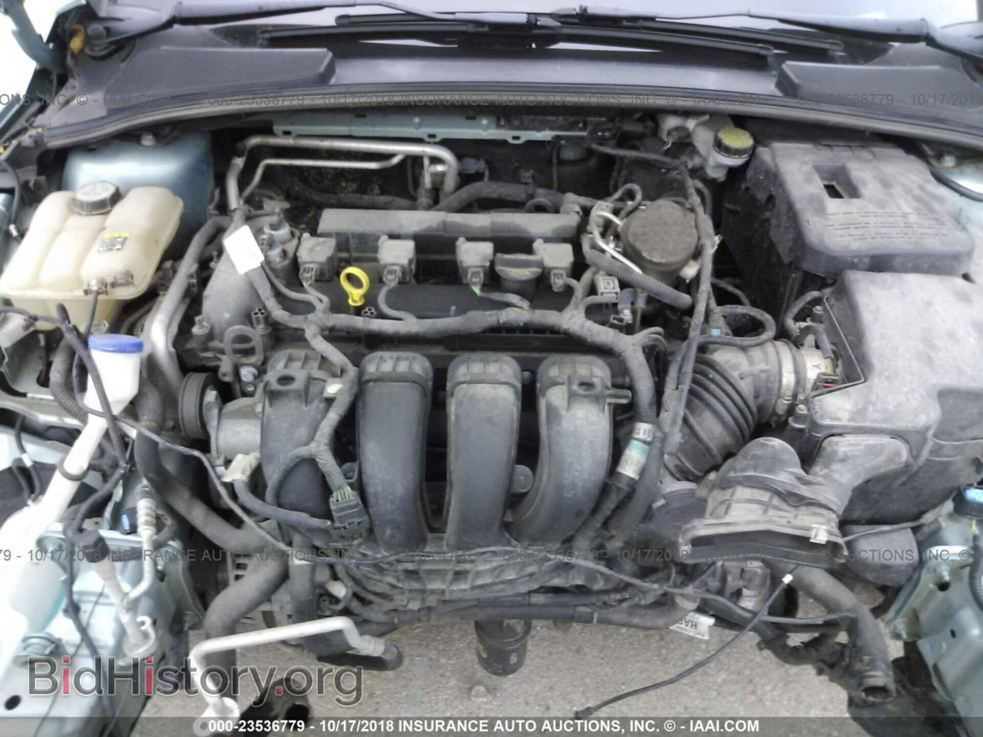 2012 Ford Focus - VIN: 1FAHP3F23CL242962 - Photo 10