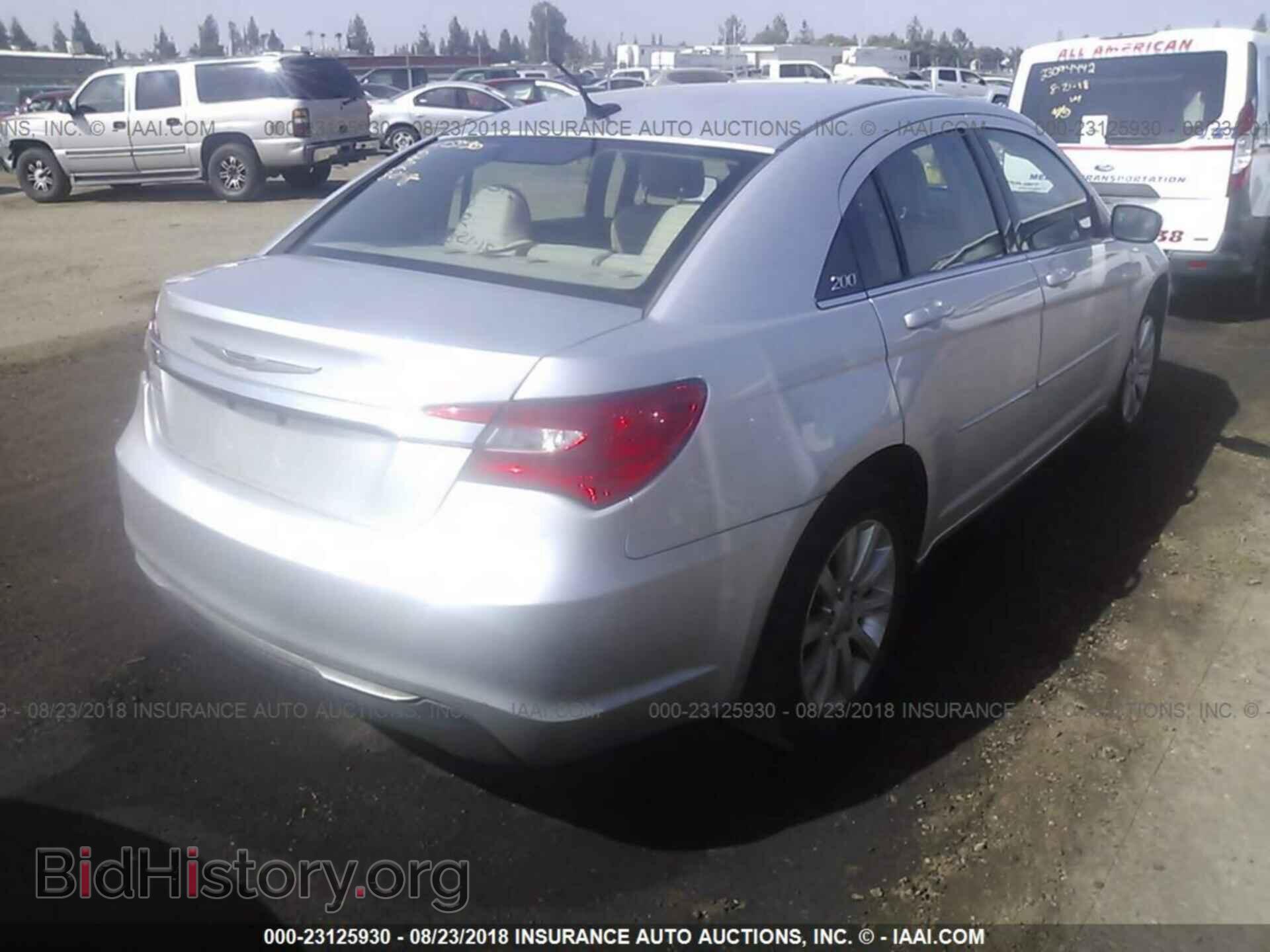 2012 CHRYSLER 200 - VIN: 1C3CCBBBXCN199830 - Photo 4