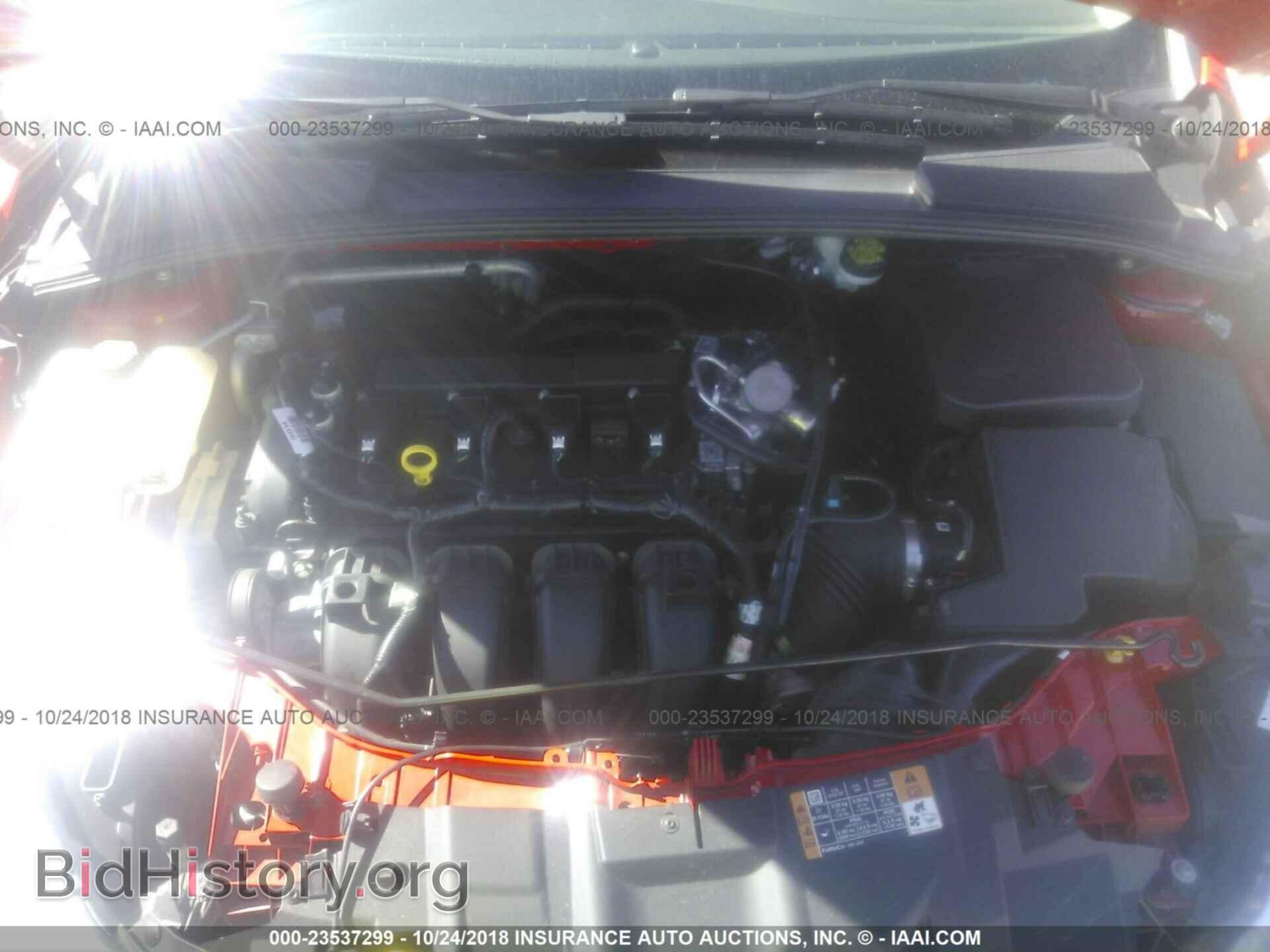 2016 Ford Focus - VIN: 1FADP3K24GL338867 - Photo 10