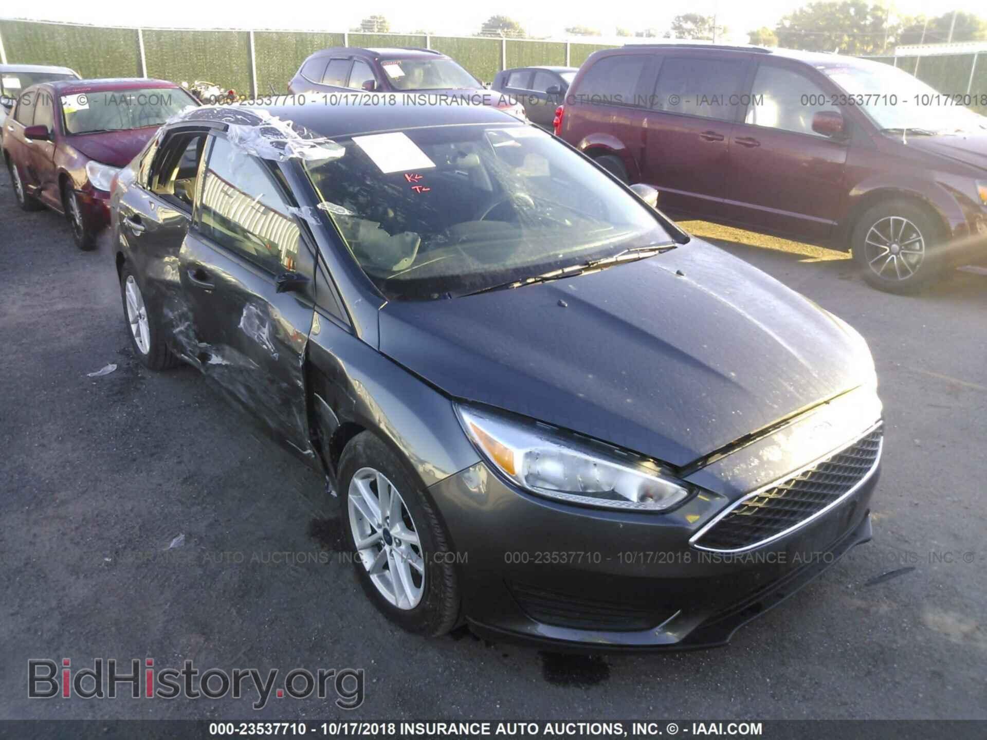 Photo 1FADP3F27HL286002 - Ford Focus 2017