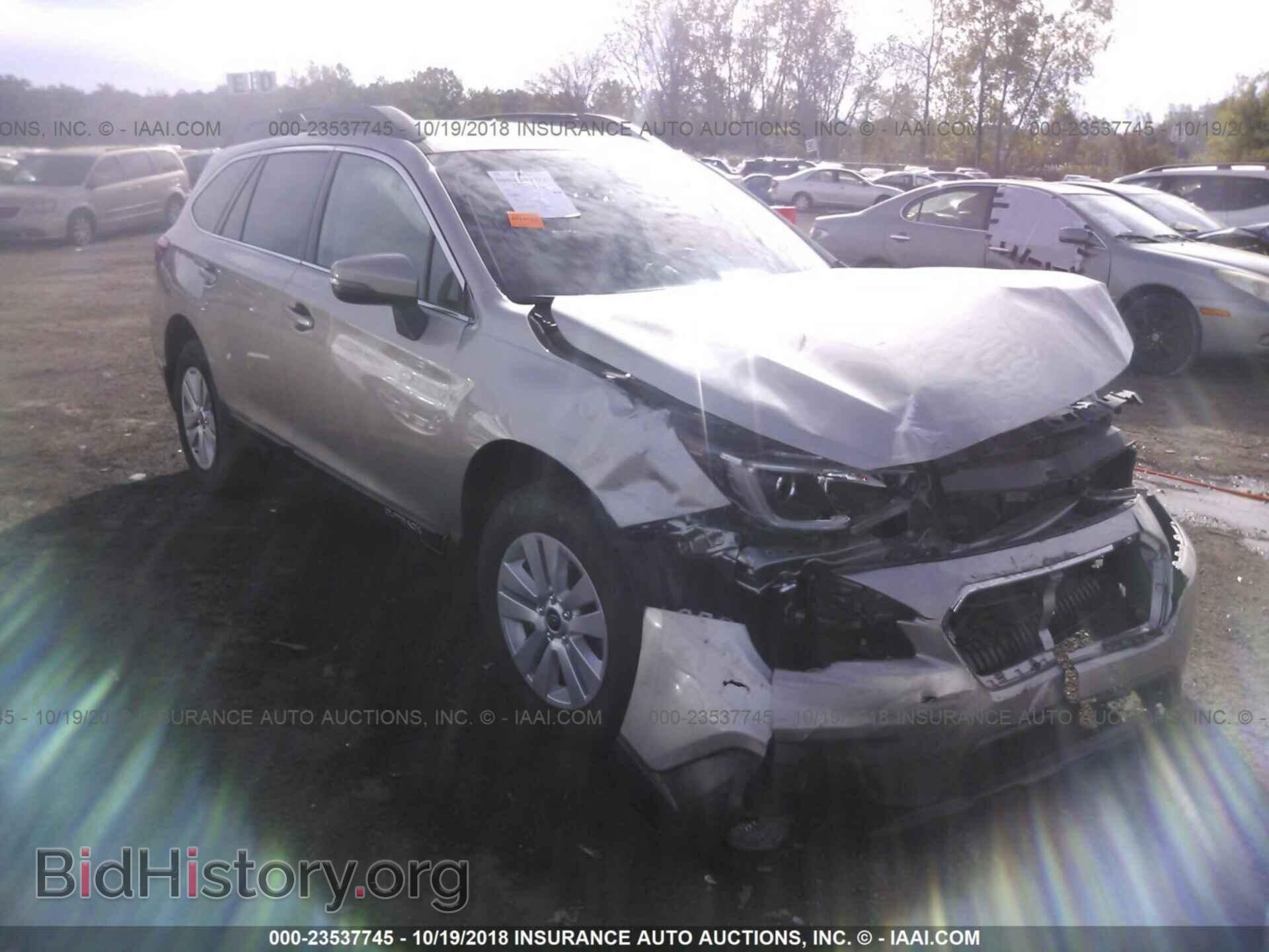 Photo 4S4BSAFC4J3339883 - Subaru Outback 2018