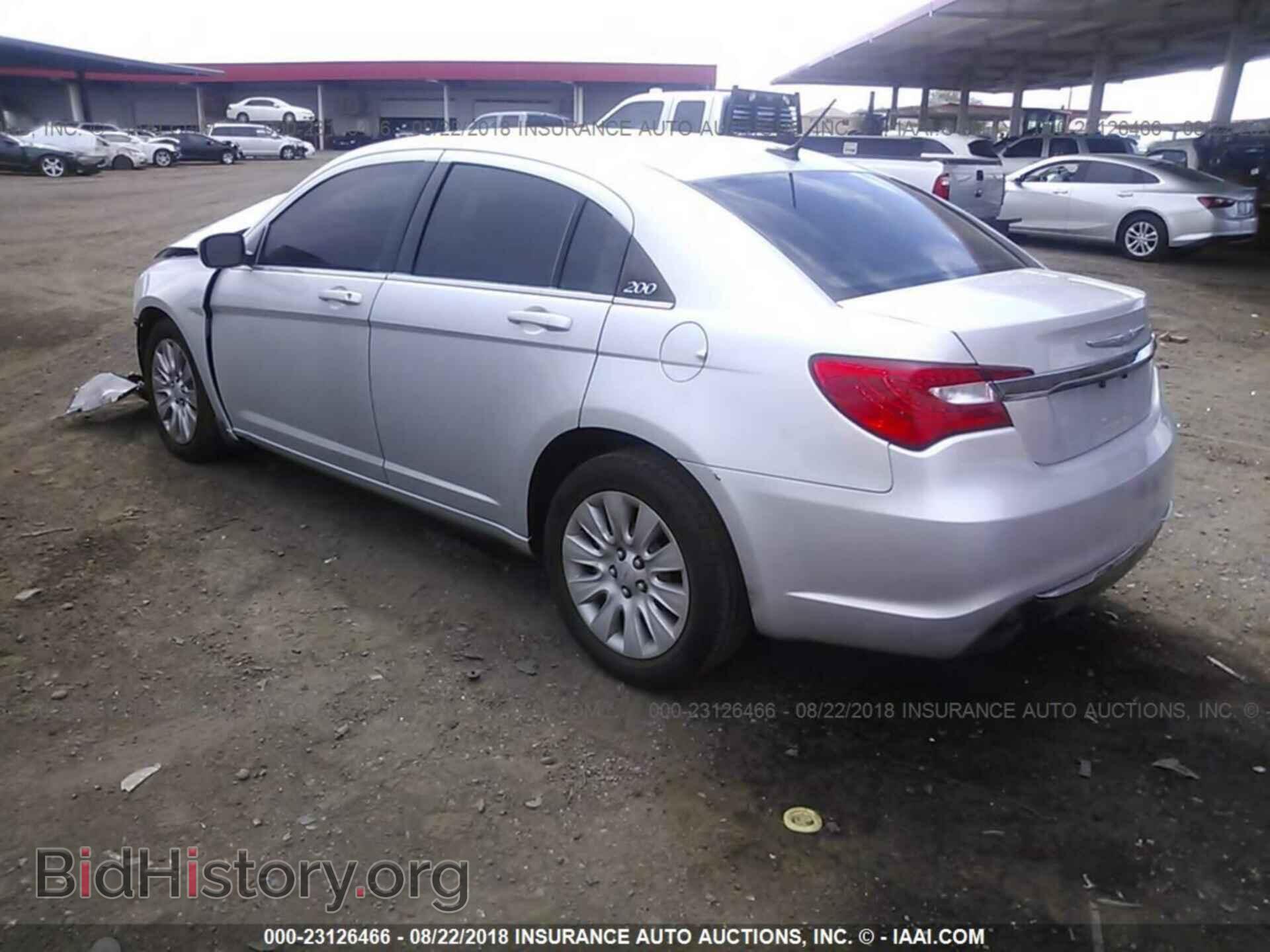 2012 CHRYSLER 200 - VIN: 1C3CCBAB0CN240984 - Фото 3