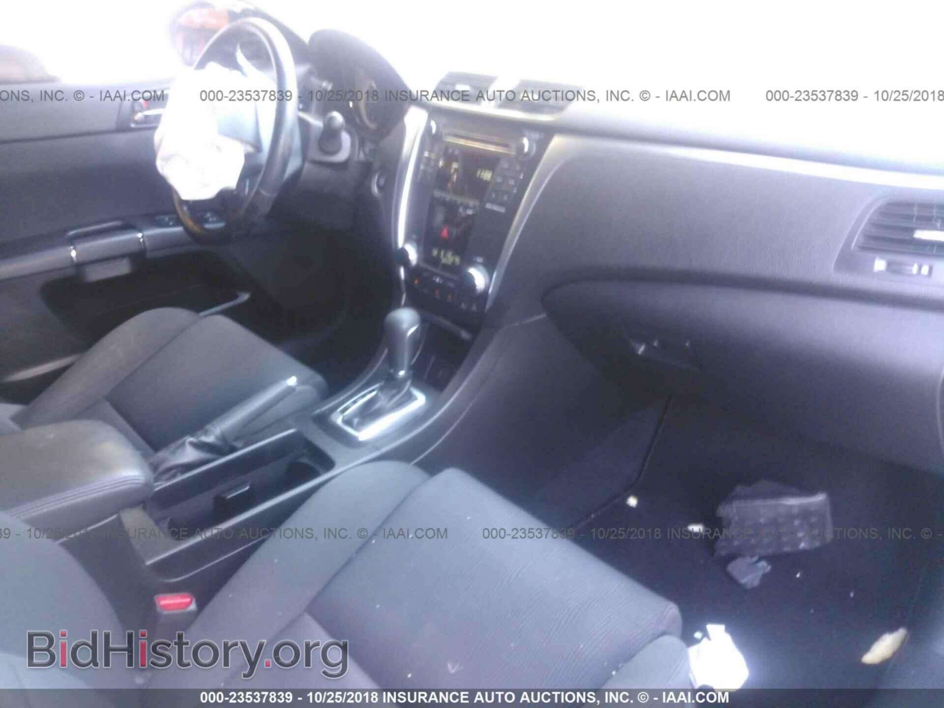 2012 Suzuki Kizashi - VIN: JS2RF9A1XC6100213 - Photo 5