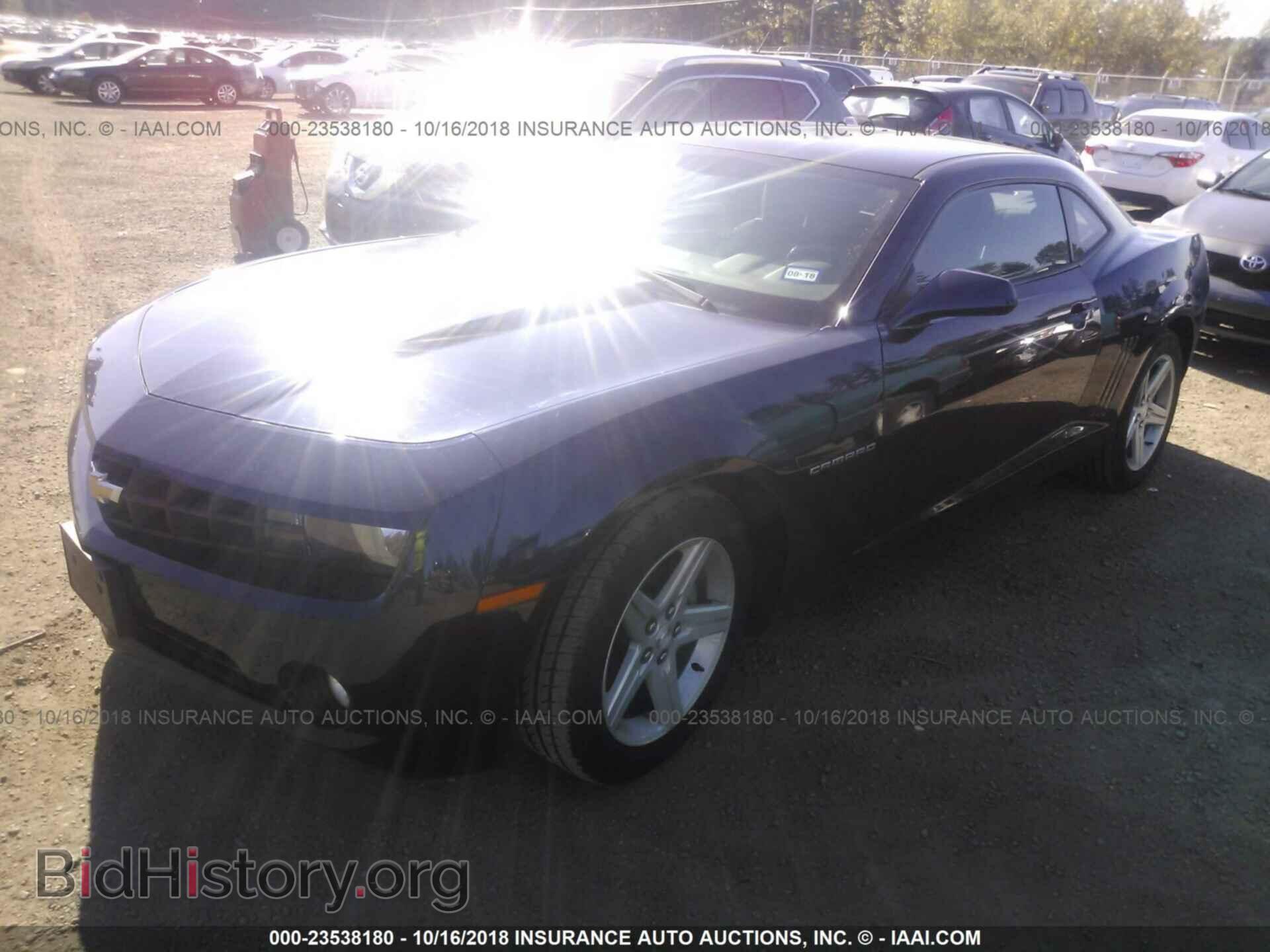 2011 Chevrolet Camaro - VIN: 2G1FF1ED4B9118256 - Фото 2