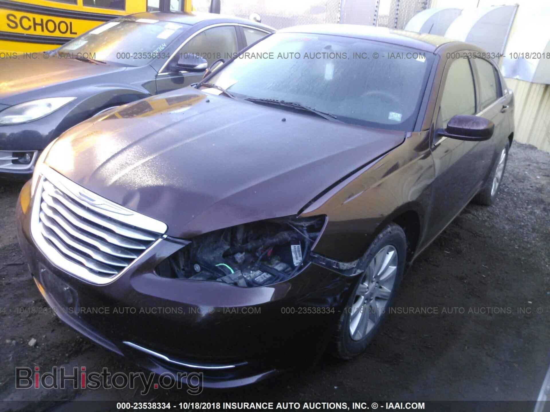 2012 Chrysler 200 - VIN: 1C3CCBBG8CN288484 - Photo 2