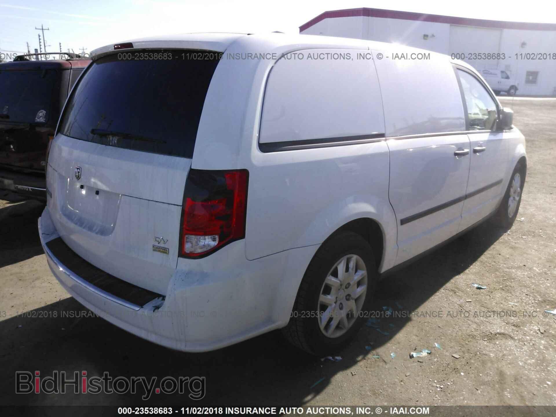 2014 Ram Tradesman - VIN: 2C4JRGAG0ER379545 - Фото 4
