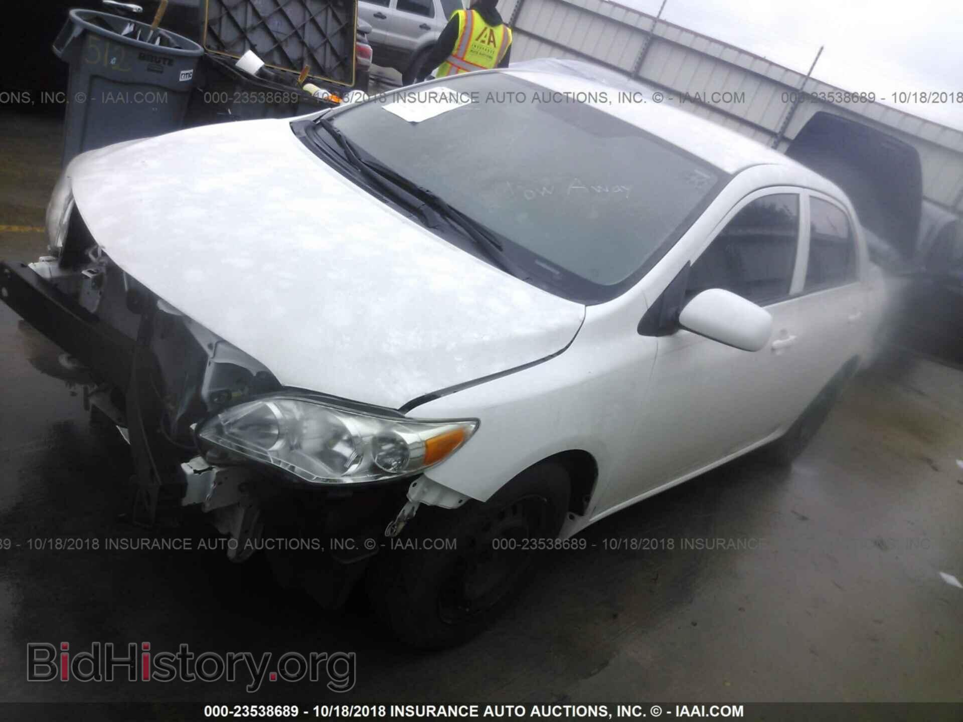 2013 Toyota Corolla - VIN: 5YFBU4EE5DP100938 - Фото 2