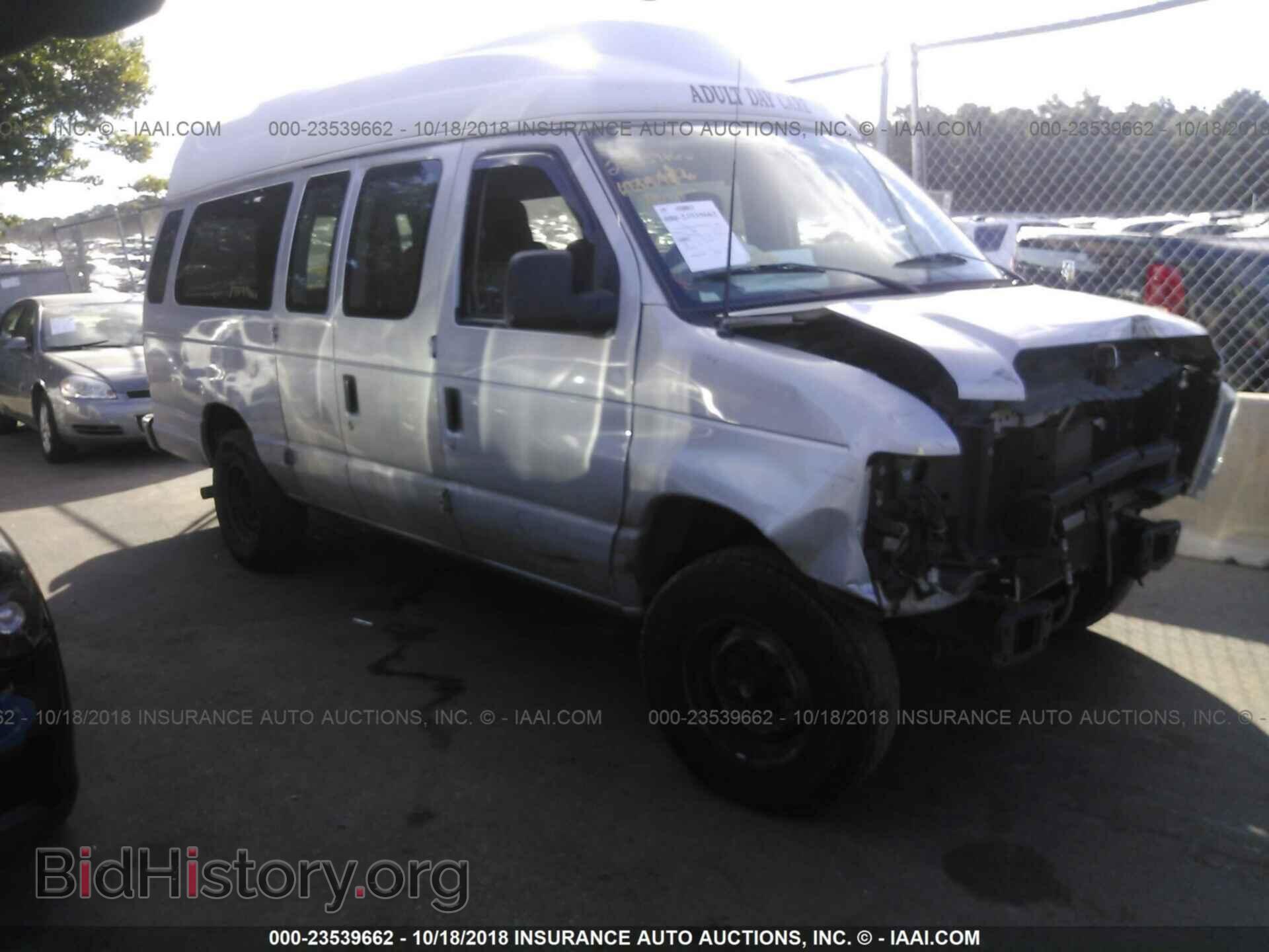 Photo 1FBSS3BL0DDA21767 - Ford Econoline 2013