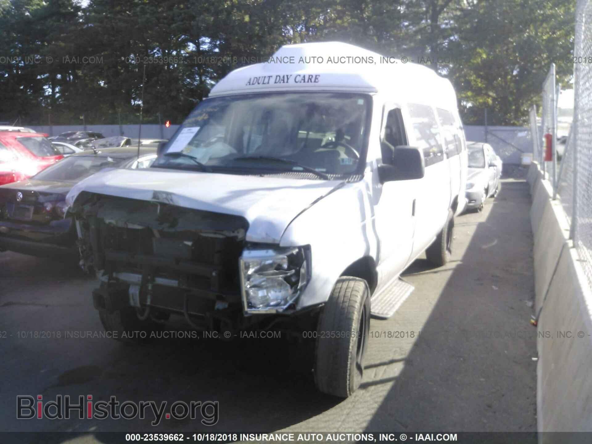 2013 Ford Econoline - VIN: 1FBSS3BL0DDA21767 - Photo 2