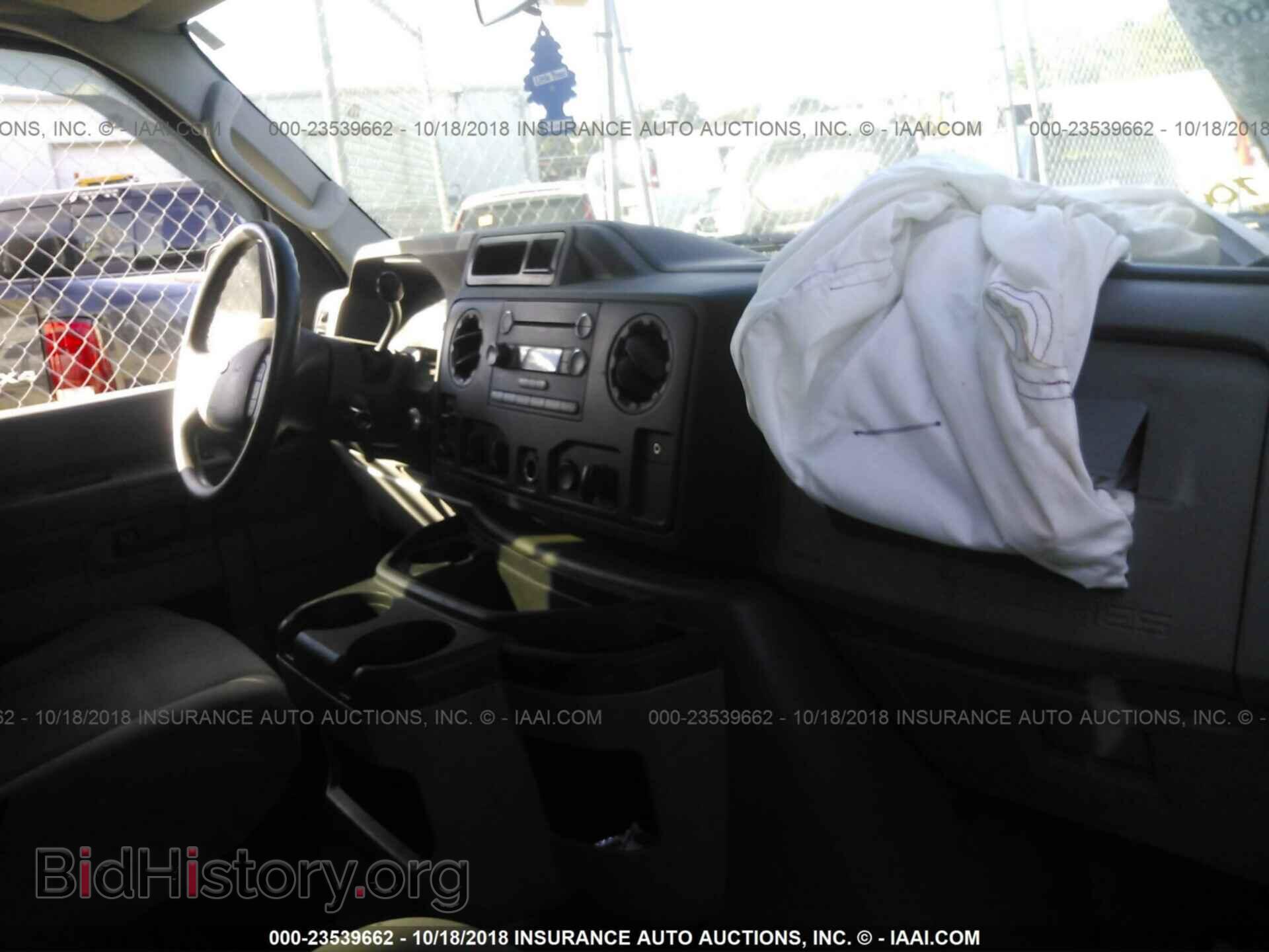 2013 Ford Econoline - VIN: 1FBSS3BL0DDA21767 - Photo 5