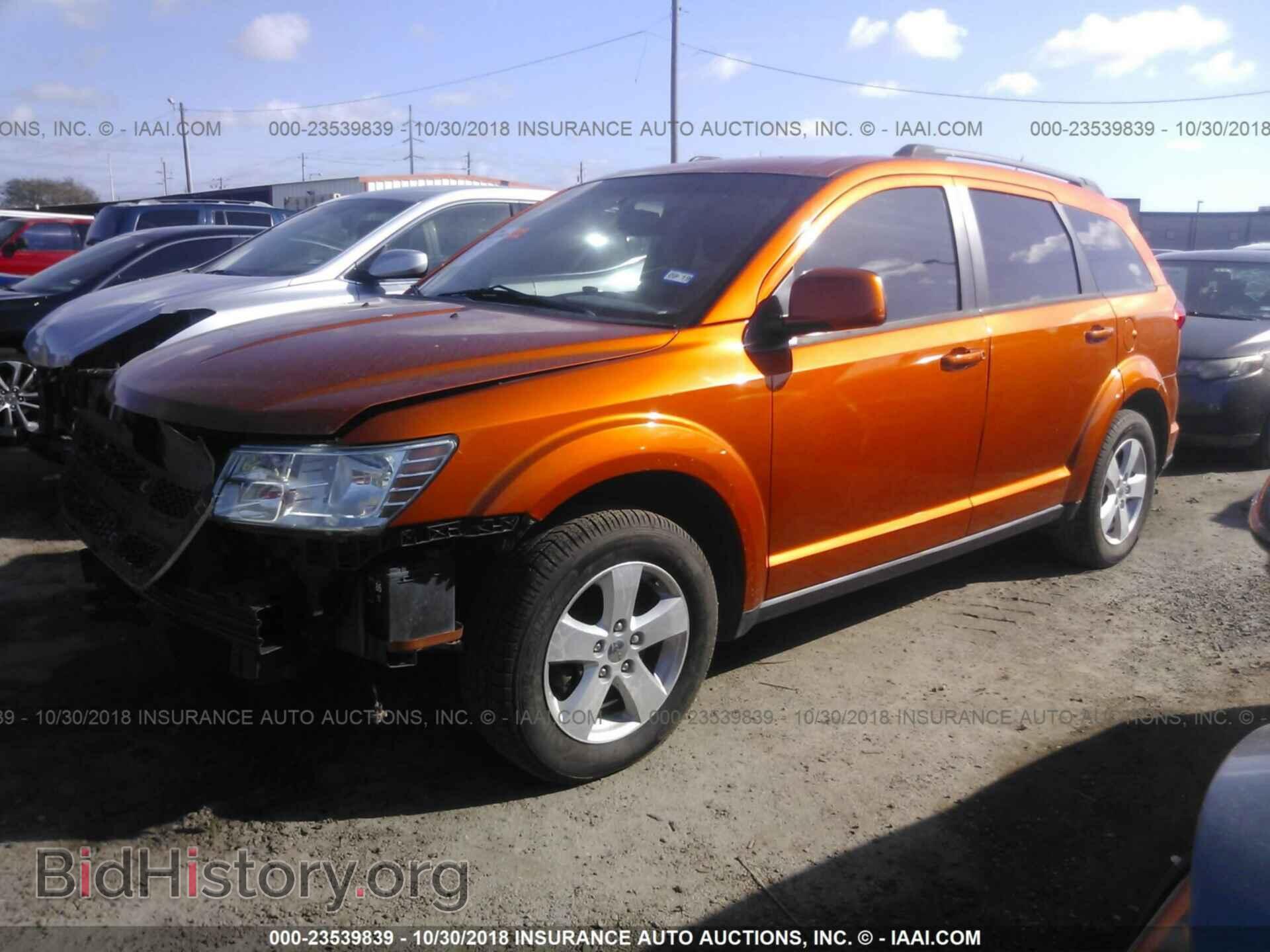 2011 Dodge Journey - VIN: 3D4PG1FG0BT567161 - Фото 2