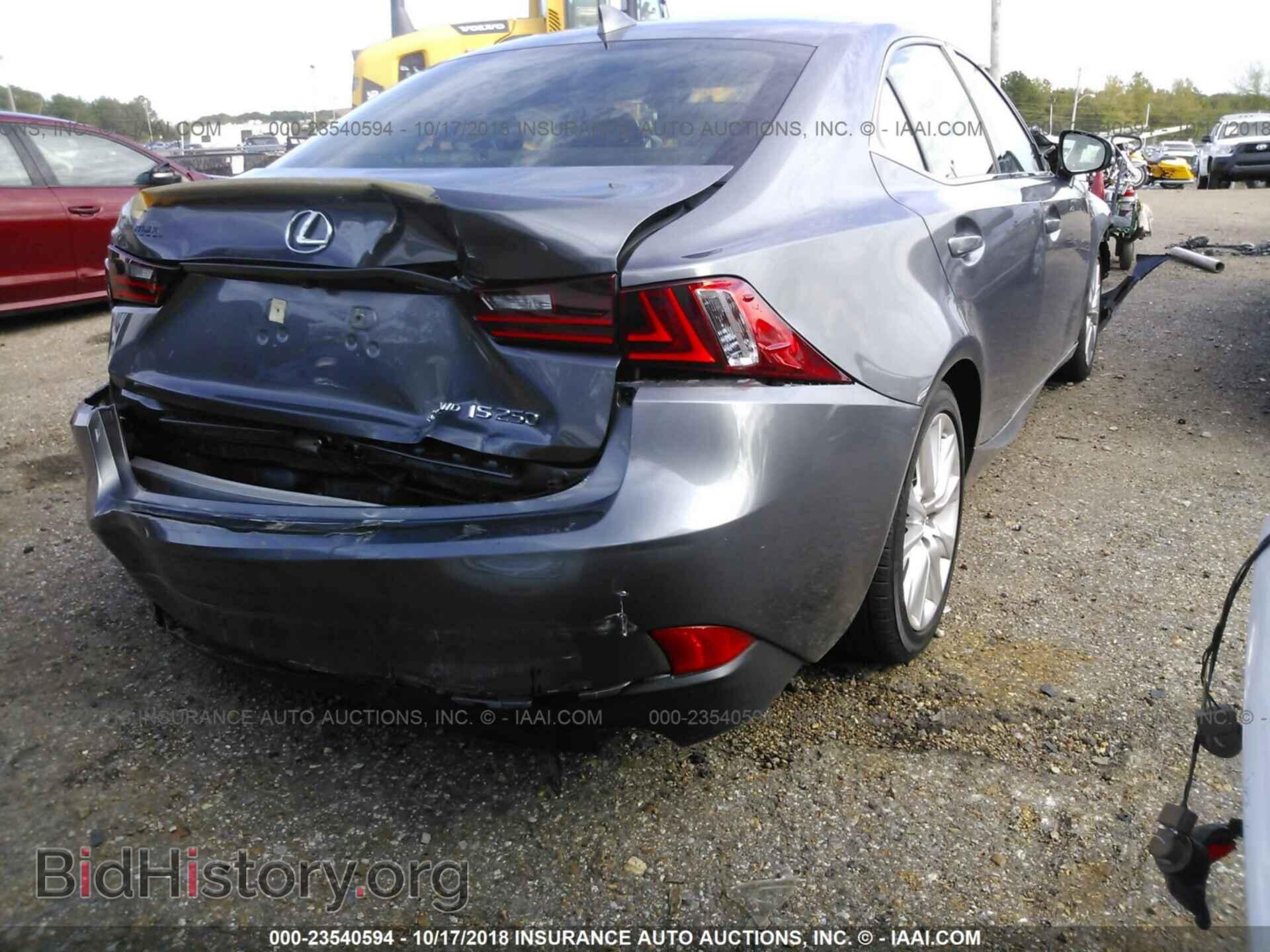 2014 Lexus Is - VIN: JTHCF1D24E5000900 - Photo 4
