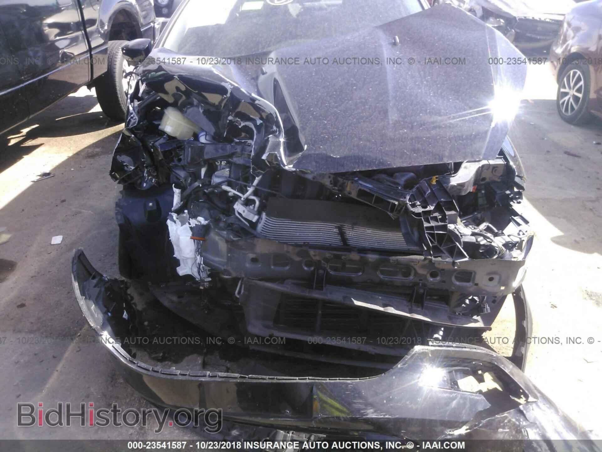 2016 Ford Focus - VIN: 1FADP3F24GL351063 - Photo 6