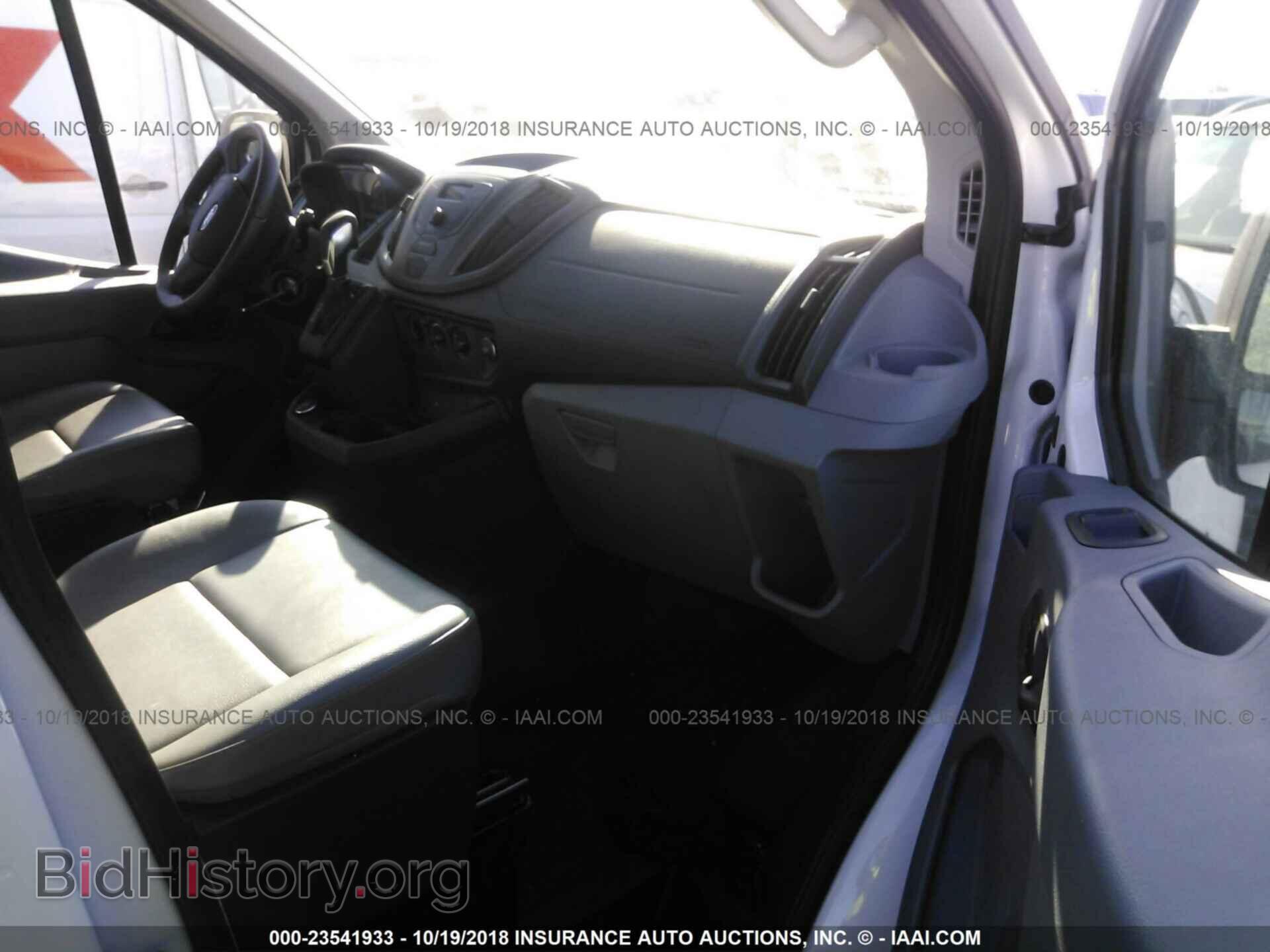 2017 Ford Transit - VIN: 1FTYR1YMXHKB19843 - Фото 5