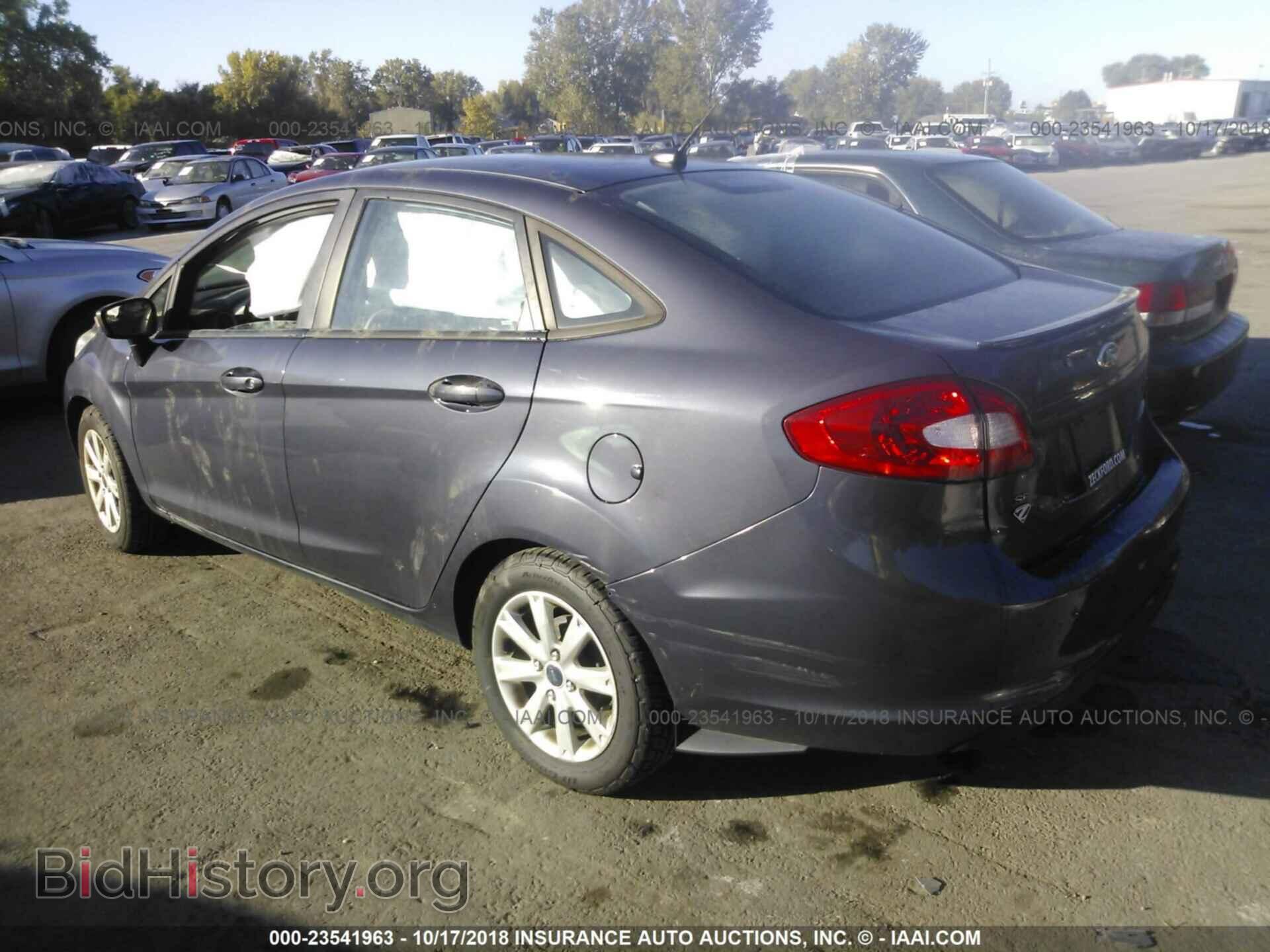 2013 Ford Fiesta - VIN: 3FADP4BJ5DM103661 - Фото 3