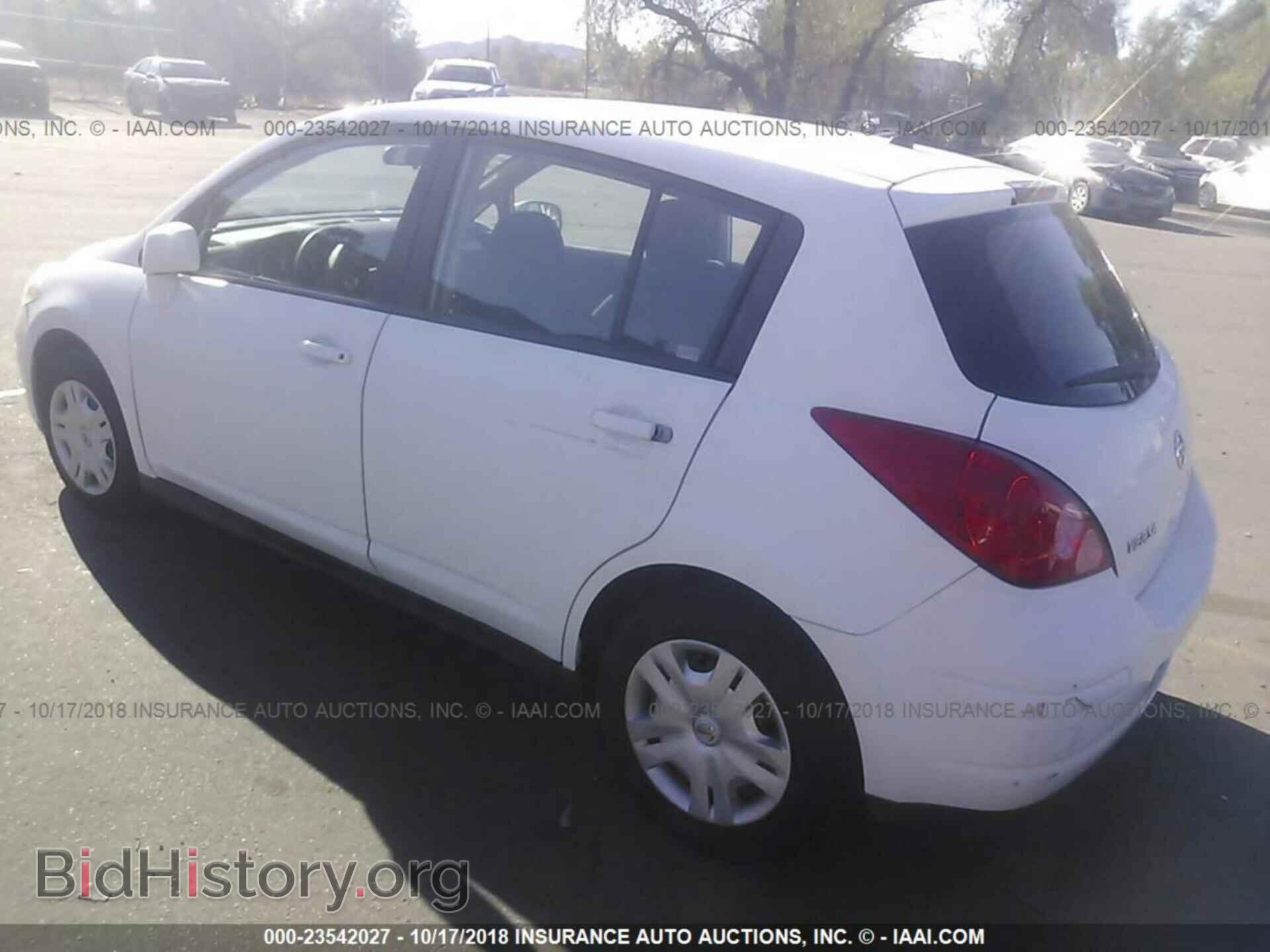 2011 Nissan Versa - VIN: 3N1BC1CP8BL489206 - Фото 3