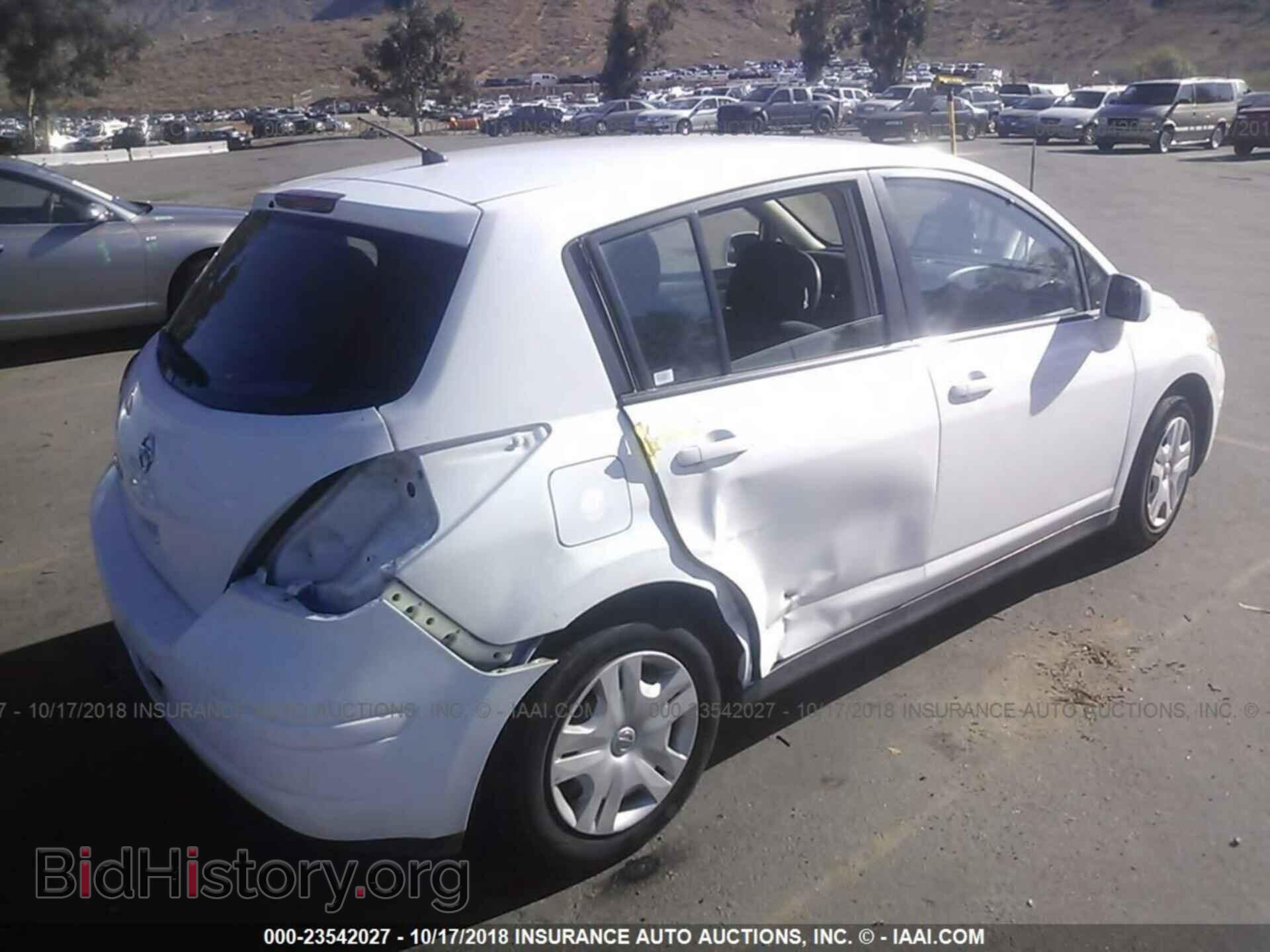 2011 Nissan Versa - VIN: 3N1BC1CP8BL489206 - Фото 4