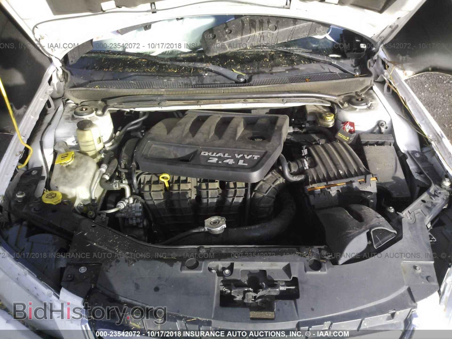2012 Chrysler 200 - VIN: 1C3BCBEB3CN155630 - Фото 10