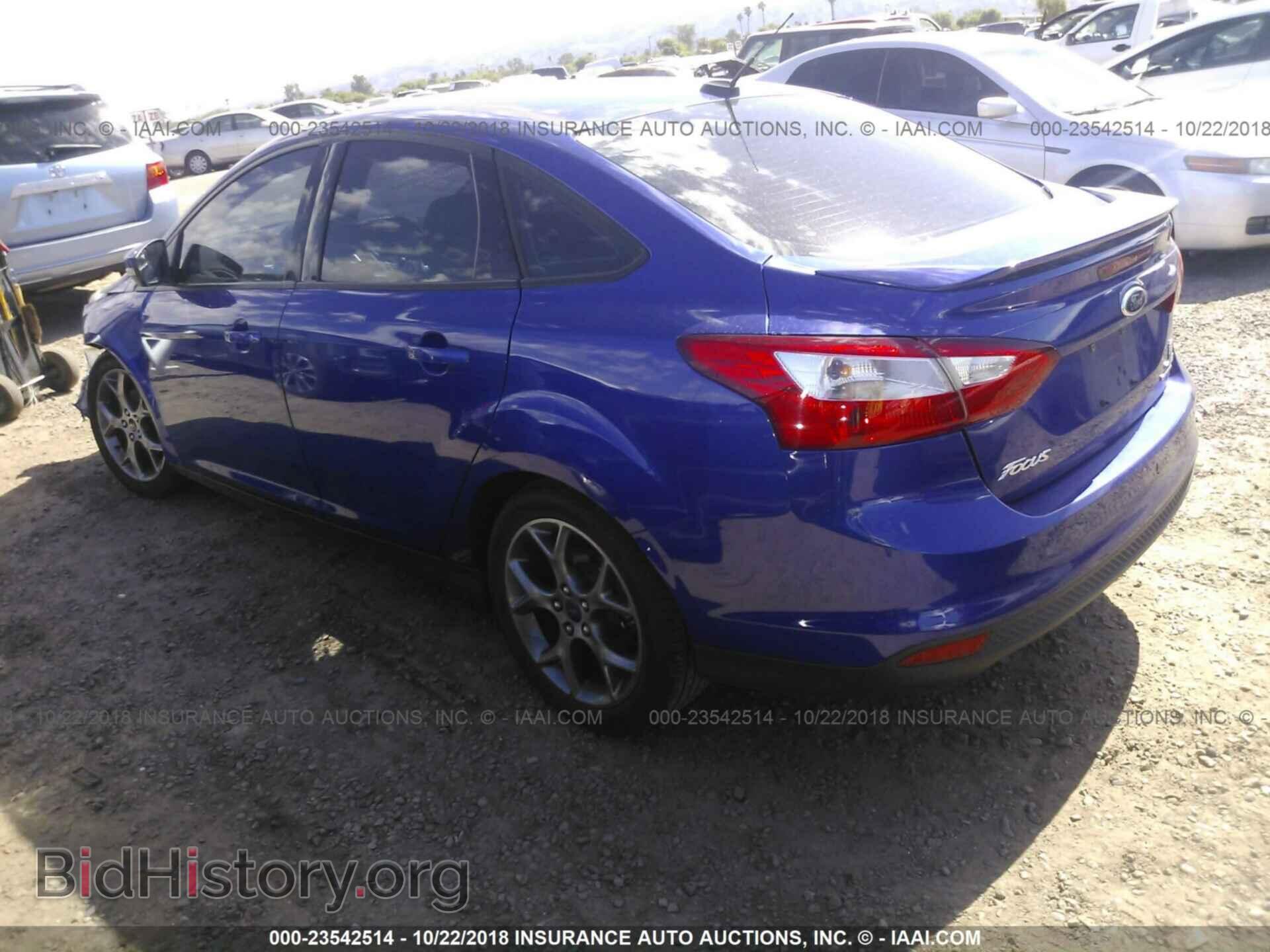 2014 Ford Focus - VIN: 1FADP3F2XEL149065 - Photo 3