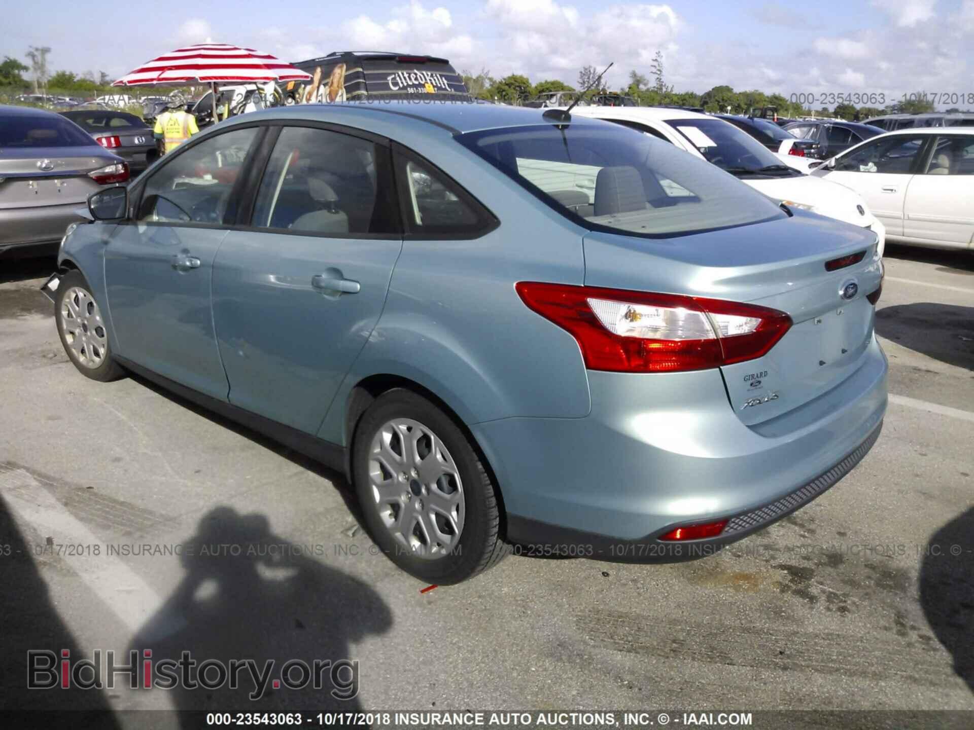 2012 Ford Focus - VIN: 1FAHP3F21CL457045 - Фото 3