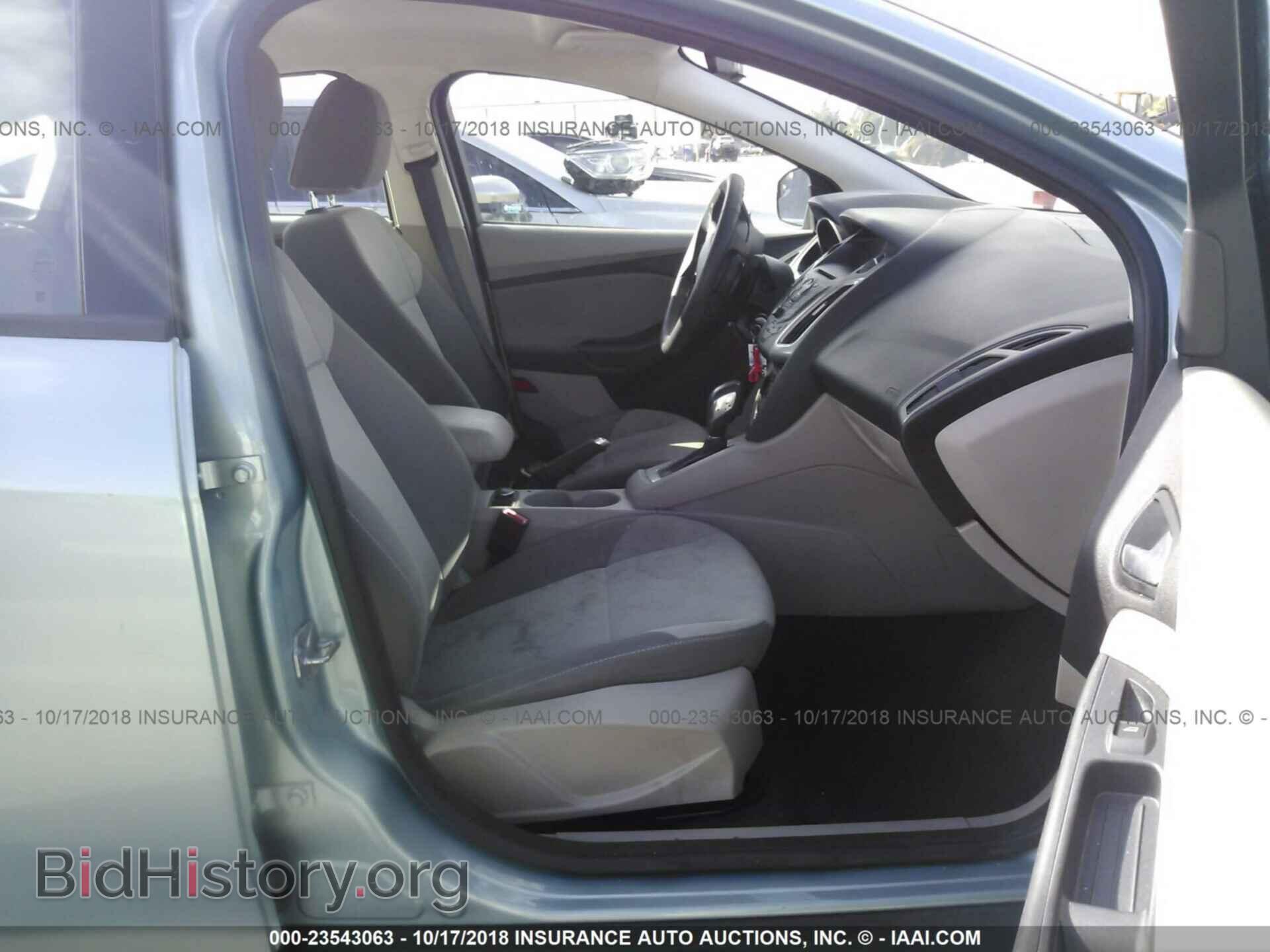 2012 Ford Focus - VIN: 1FAHP3F21CL457045 - Фото 5