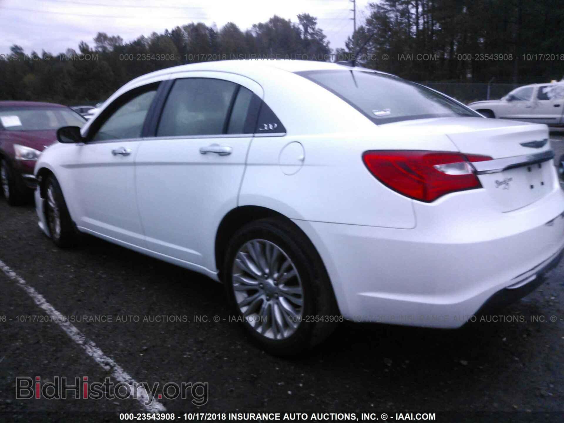 2011 CHRYSLER 200 - VIN: 1C3BC2FBXBN610146 - Фото 3