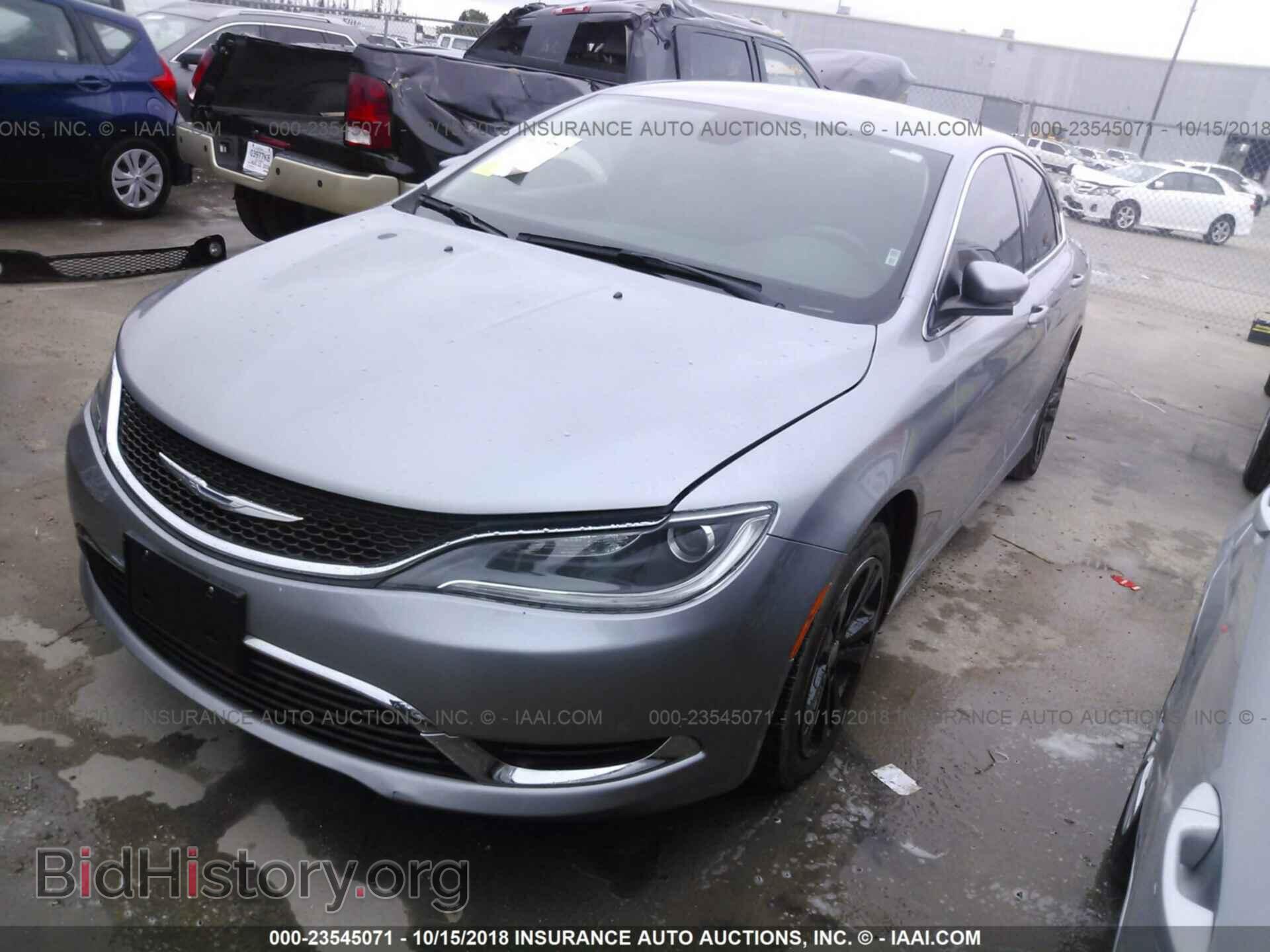 2015 Chrysler 200 - VIN: 1C3CCCAB3FN658210 - Фото 2