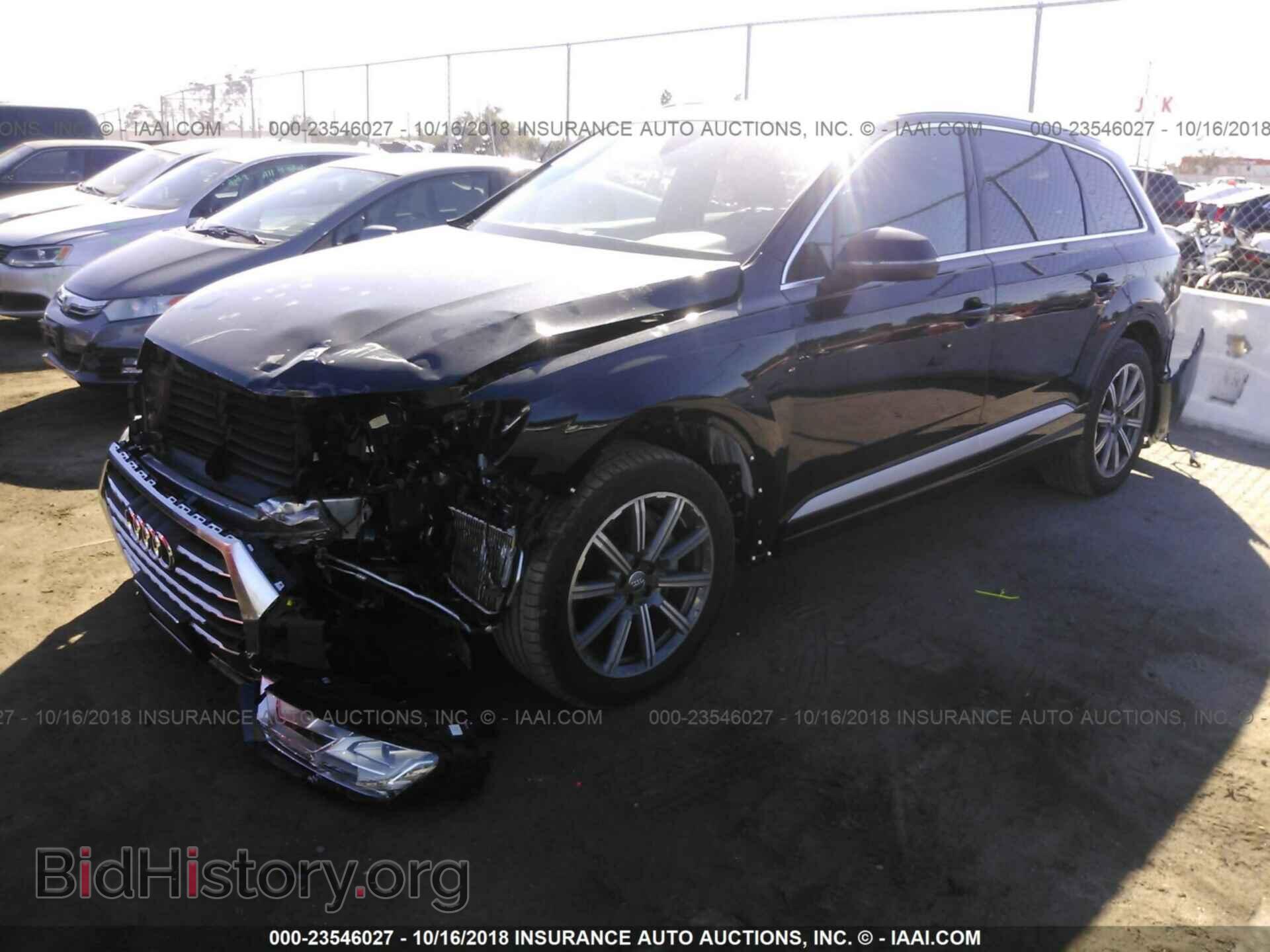 2018 Audi Q7 - VIN: WA1LAAF79JD028095 - Фото 2