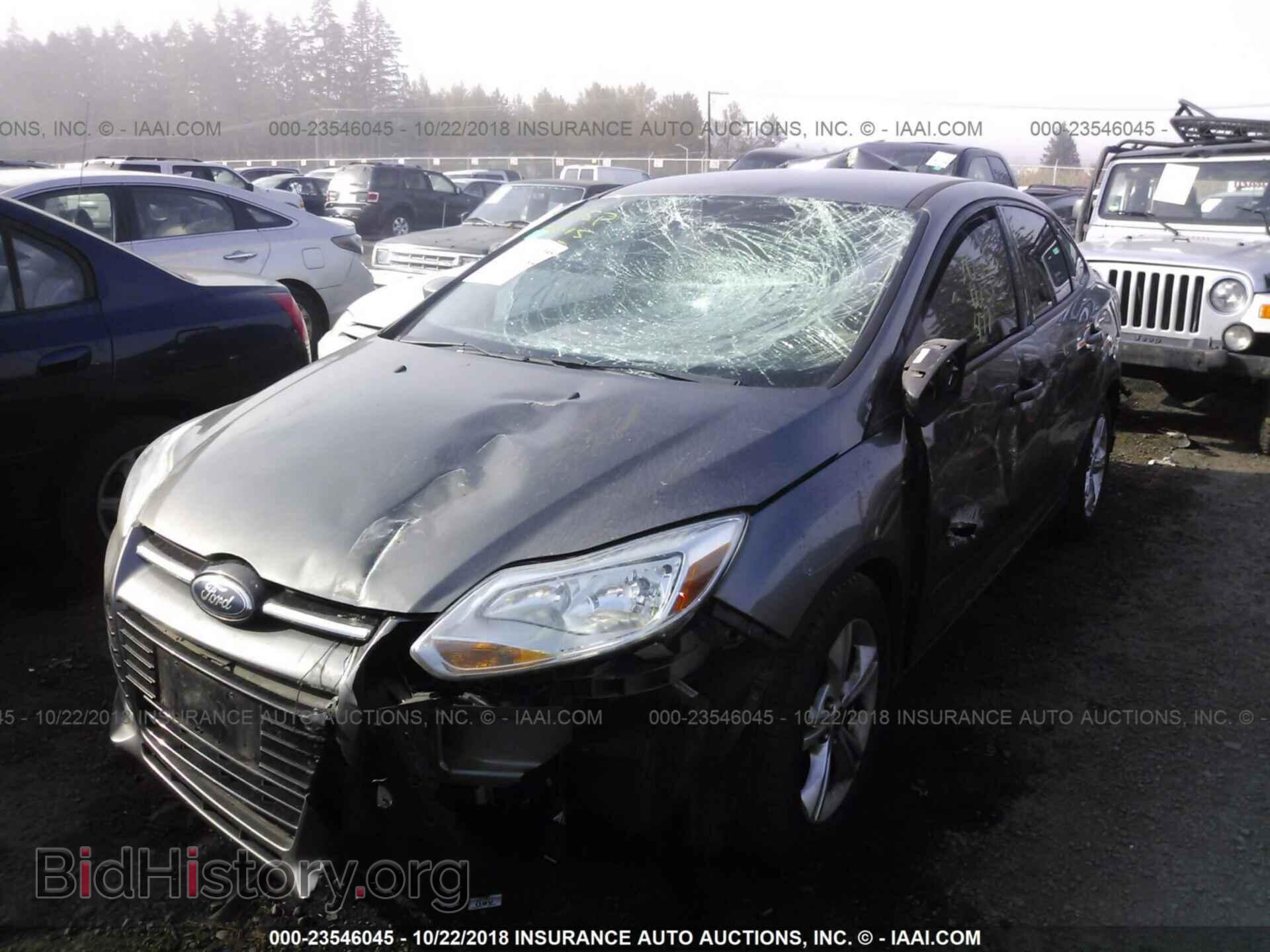 2012 Ford Focus - VIN: 1FAHP3F26CL391494 - Фото 2