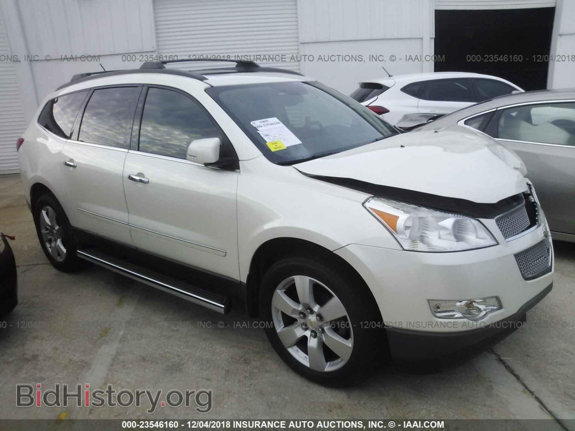 Фотография 1GNKRLED7CJ333717 - Chevrolet Traverse 2012