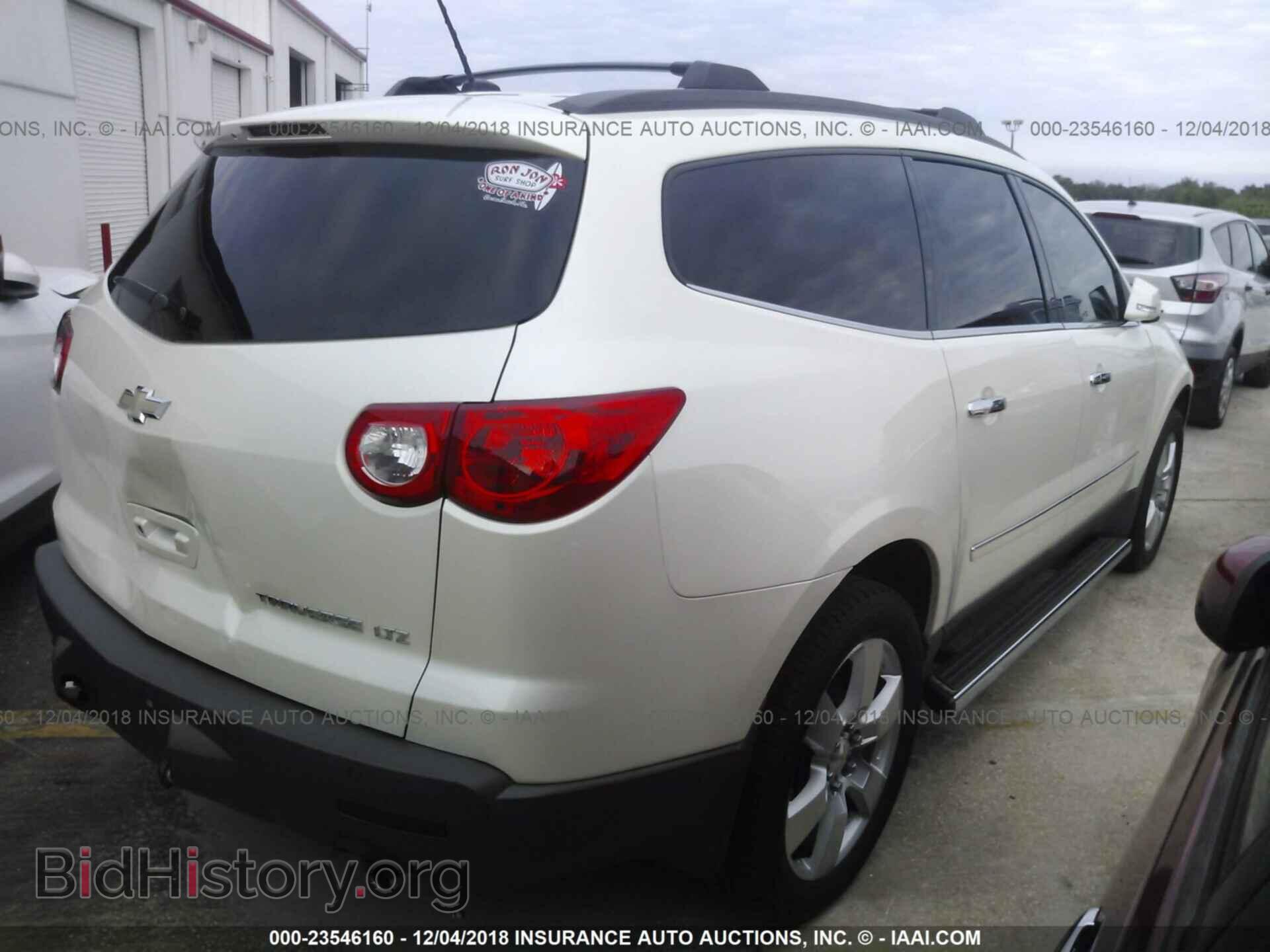 2012 Chevrolet Traverse - VIN: 1GNKRLED7CJ333717 - Фото 4