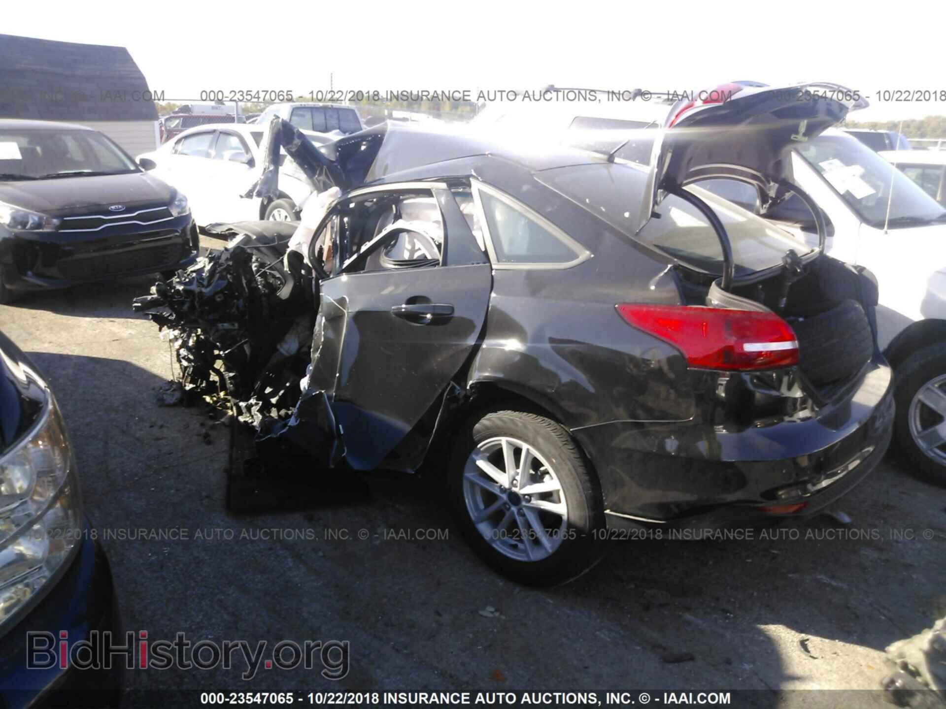 2018 FORD FOCUS - VIN: 1FADP3FE6JL267182 - Фото 3