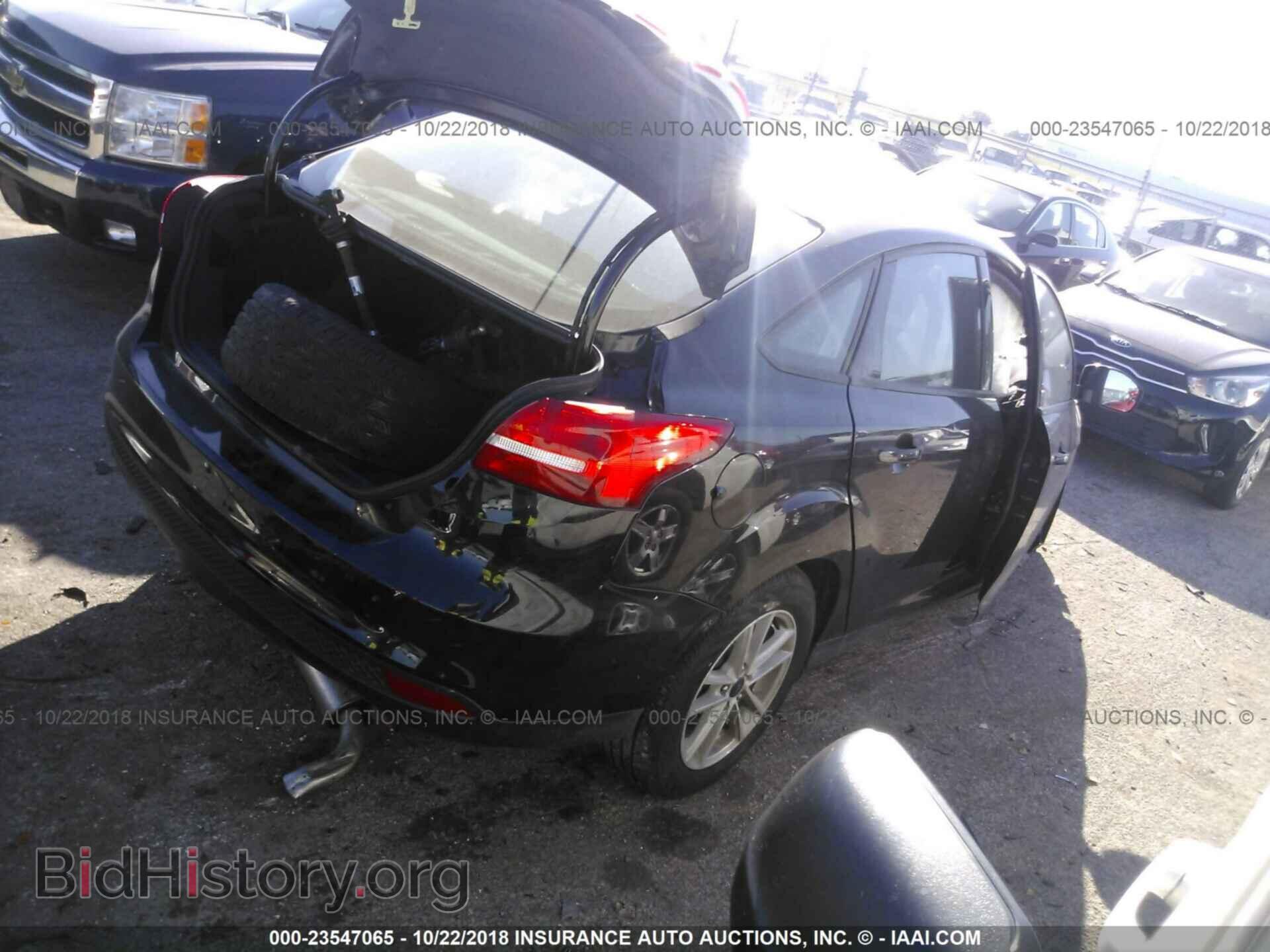 2018 FORD FOCUS - VIN: 1FADP3FE6JL267182 - Фото 4