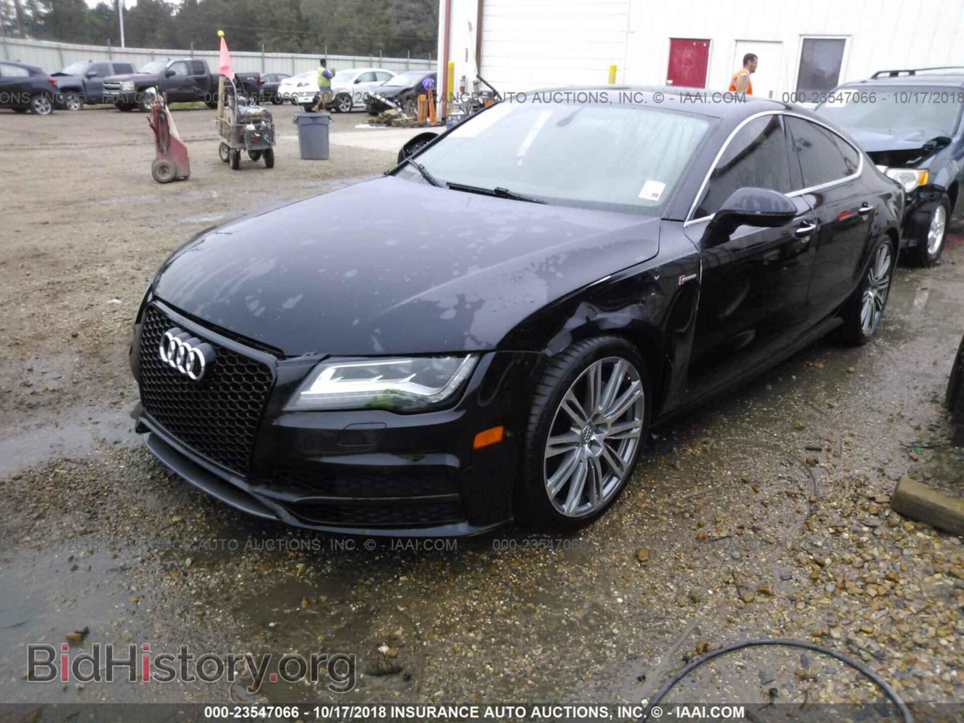 2013 Audi A7 - VIN: WAU2GAFC9DN008650 - Photo 2