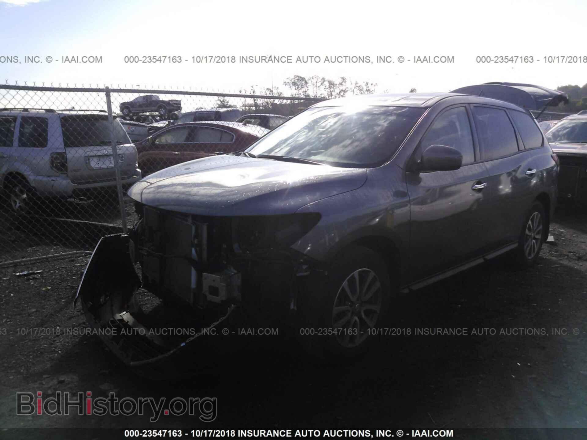 2015 Nissan Pathfinder - VIN: 5N1AR2MN3FC642663 - Фото 2