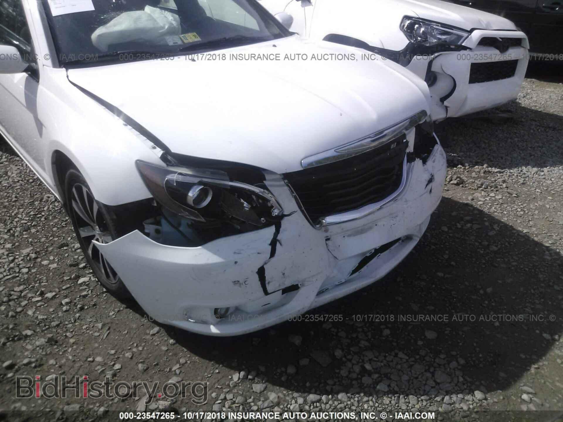 2014 Chrysler 200 - VIN: 1C3CCBBB1EN128275 - Фото 6