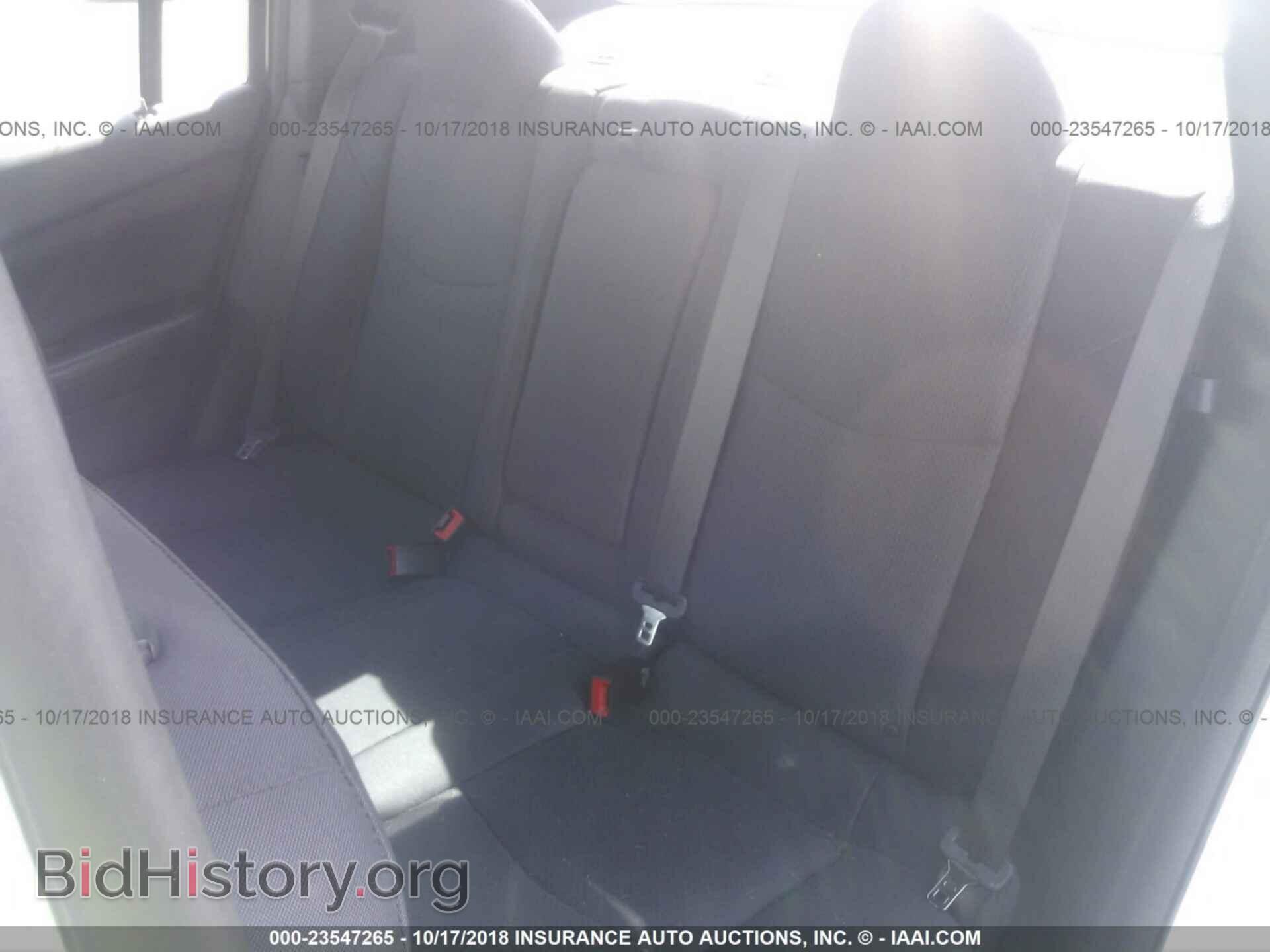 2014 Chrysler 200 - VIN: 1C3CCBBB1EN128275 - Фото 8