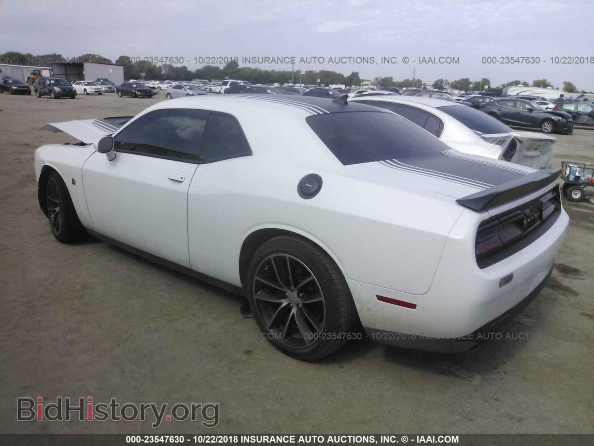2016 Dodge Challenger - VIN: 2C3CDZFJ8GH297048 - Фото 3