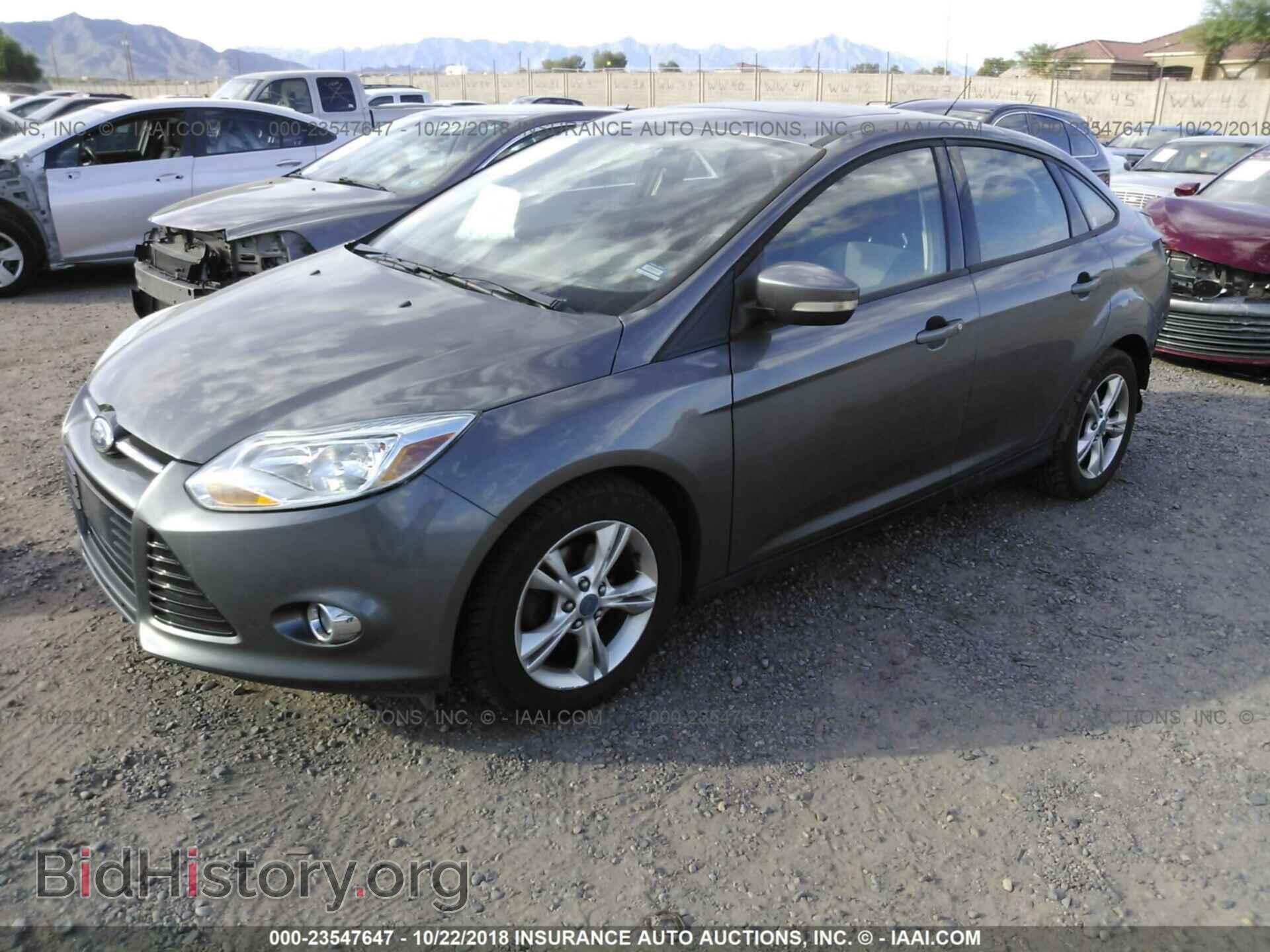 2012 Ford Focus - VIN: 1FAHP3F25CL218811 - Photo 2