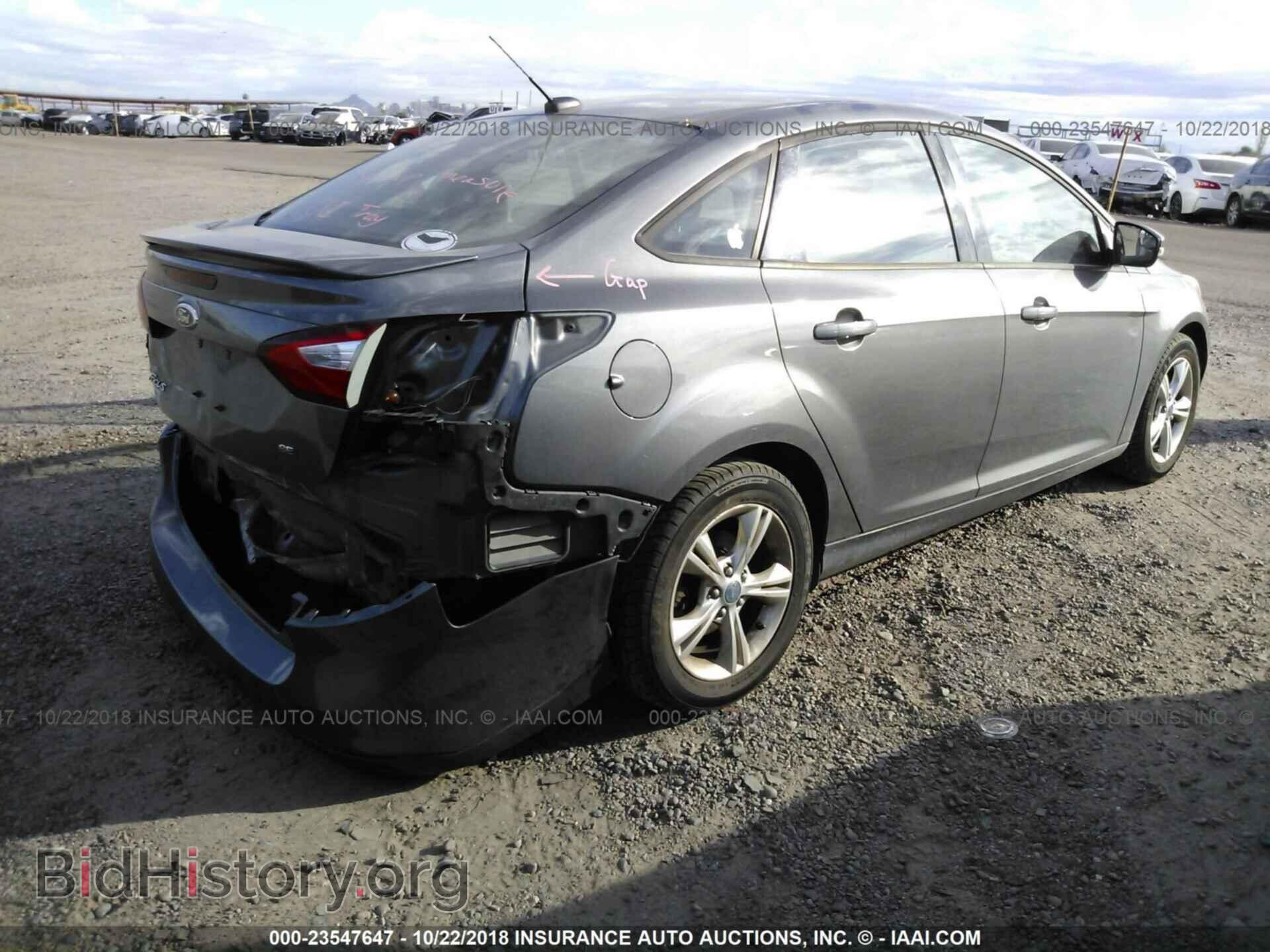 2012 Ford Focus - VIN: 1FAHP3F25CL218811 - Photo 4