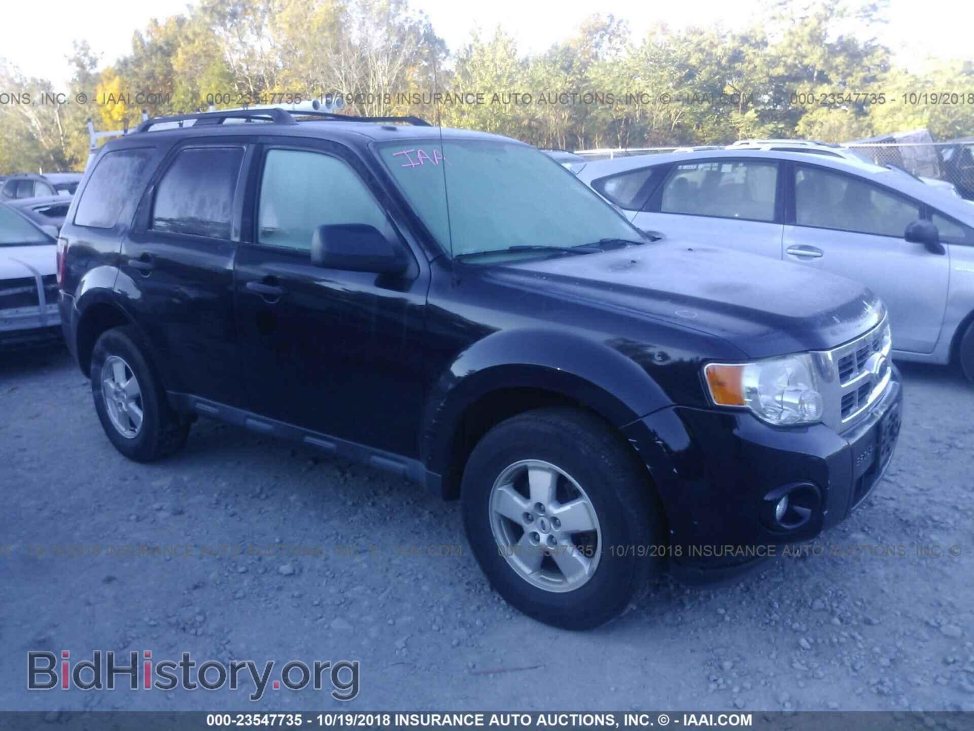 Photo 1FMCU0D77CKB09049 - Ford Escape 2012