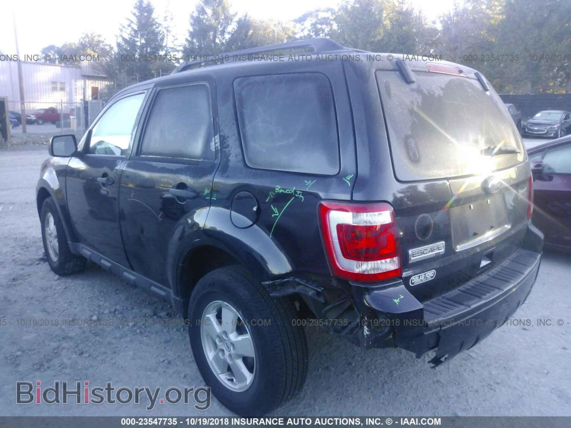 2012 Ford Escape - VIN: 1FMCU0D77CKB09049 - Photo 3
