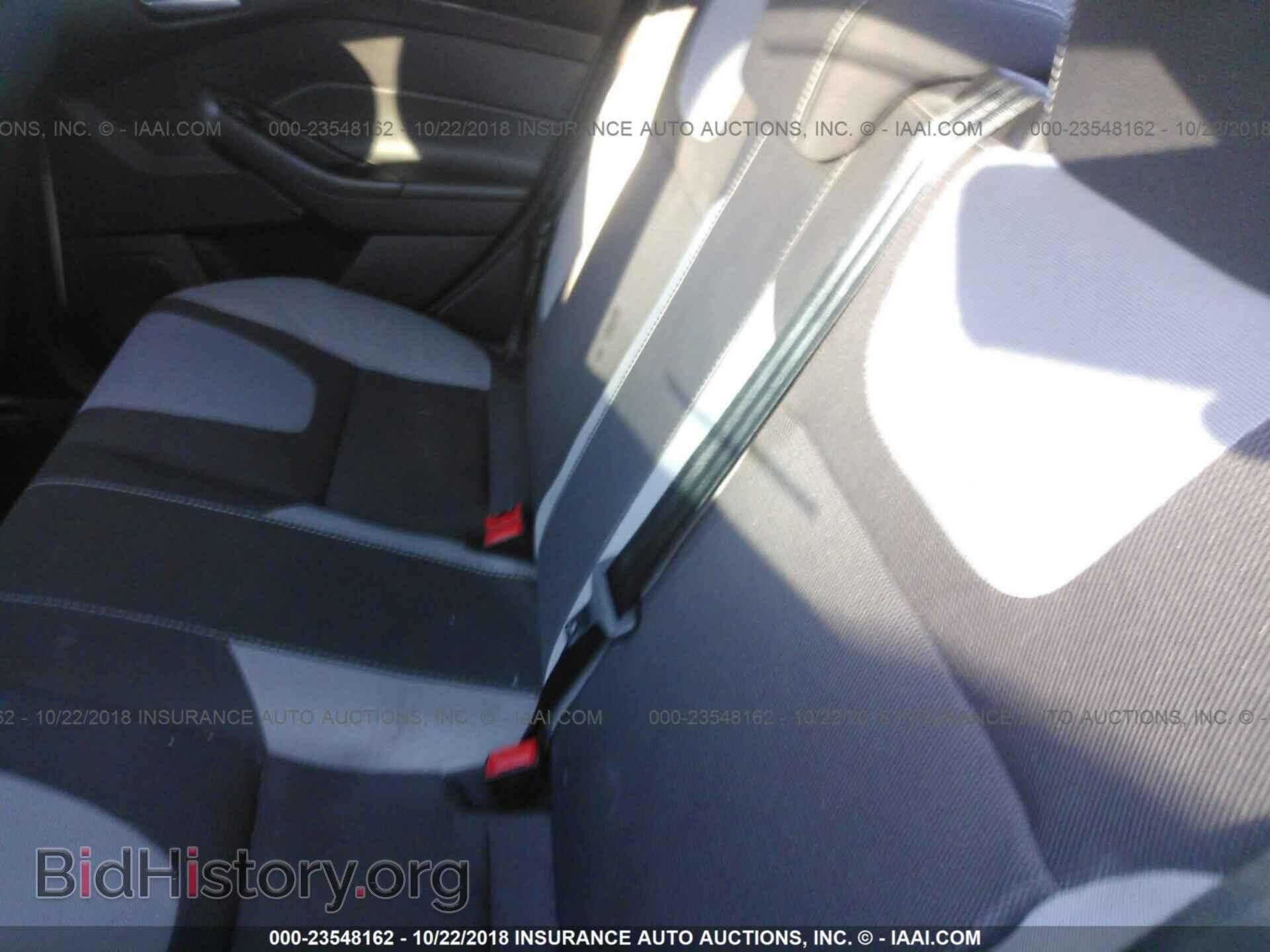 2014 Ford Focus - VIN: 1FADP3F25EL143934 - Photo 8
