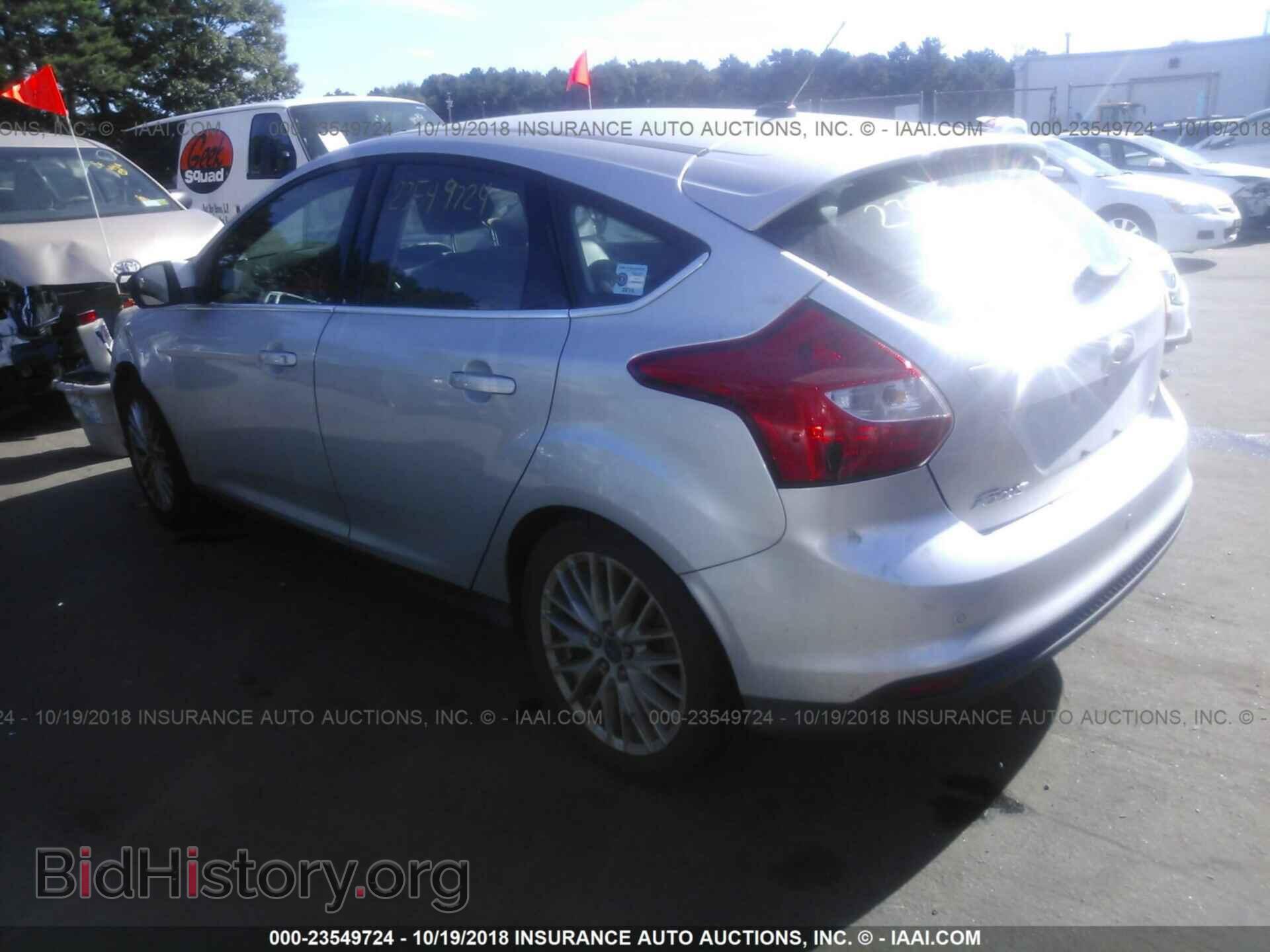 2012 Ford Focus - VIN: 1FAHP3M27CL281606 - Photo 3