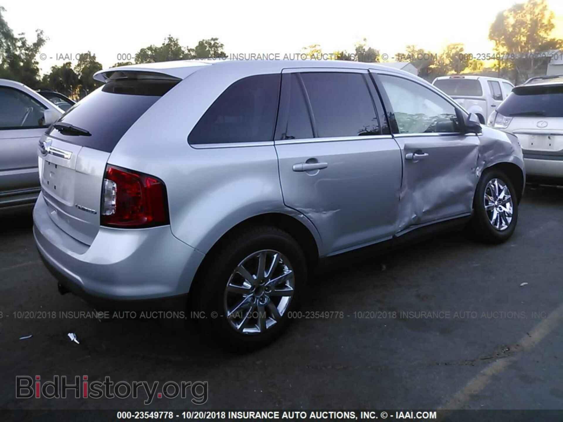 2011 Ford Edge - VIN: 2FMDK3KC8BBB32683 - Photo 4