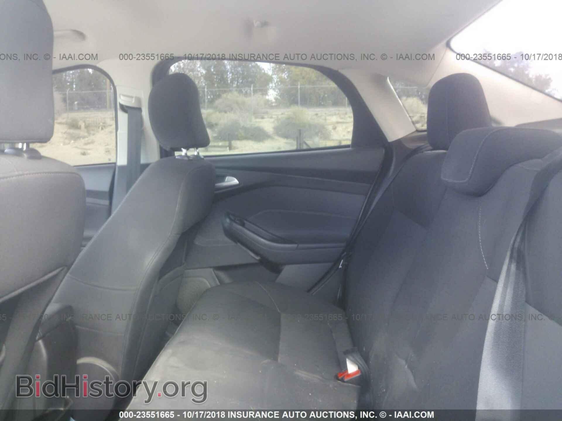 2016 Ford Focus - VIN: 1FADP3F2XGL267894 - Photo 8