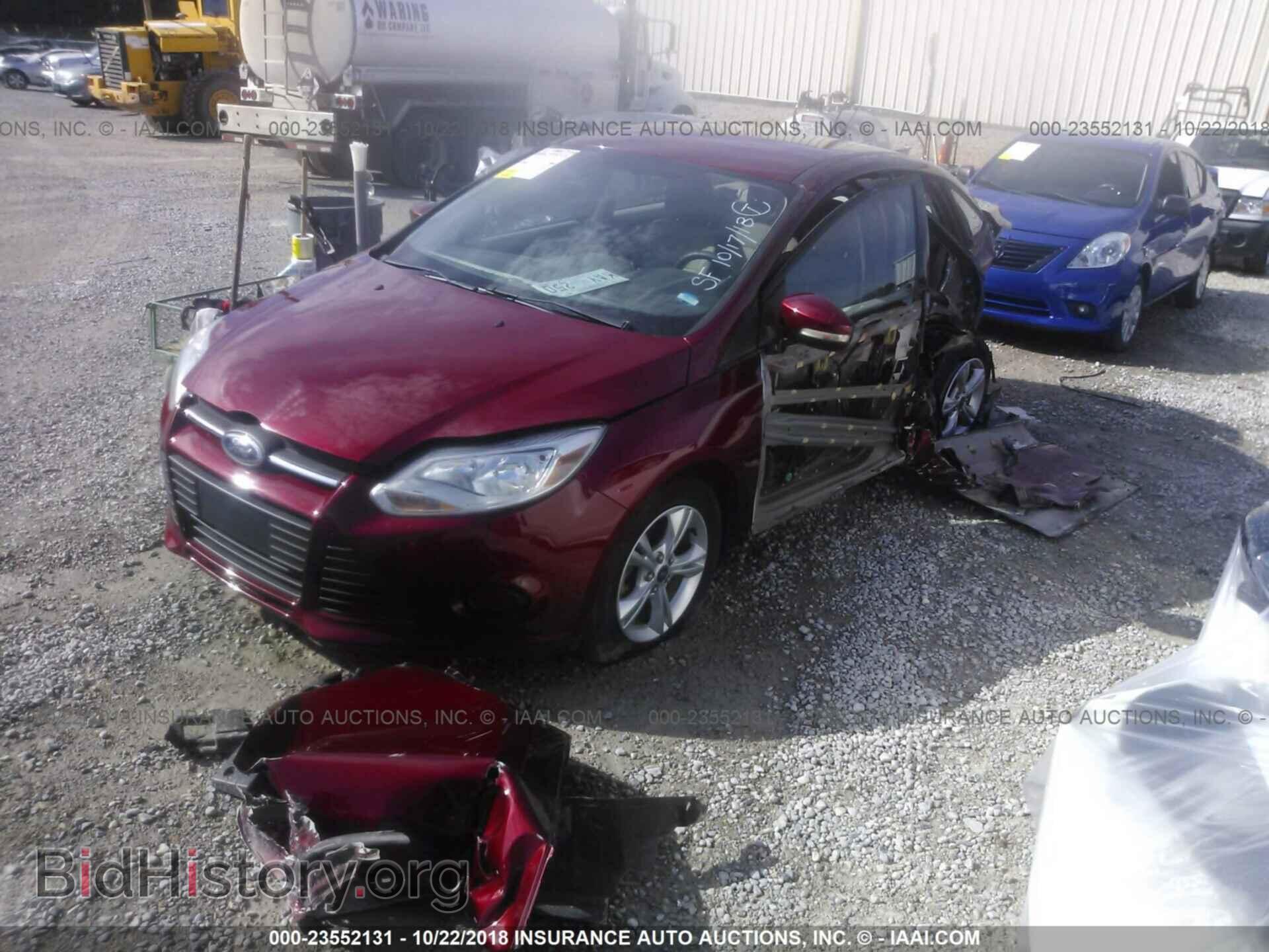 2013 Ford Focus - VIN: 1FADP3F26DL217232 - Photo 2