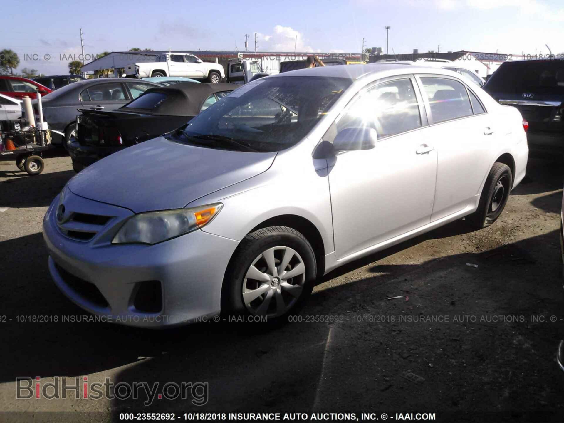 2011 Toyota Corolla - VIN: JTDBU4EE8B9149294 - Фото 2